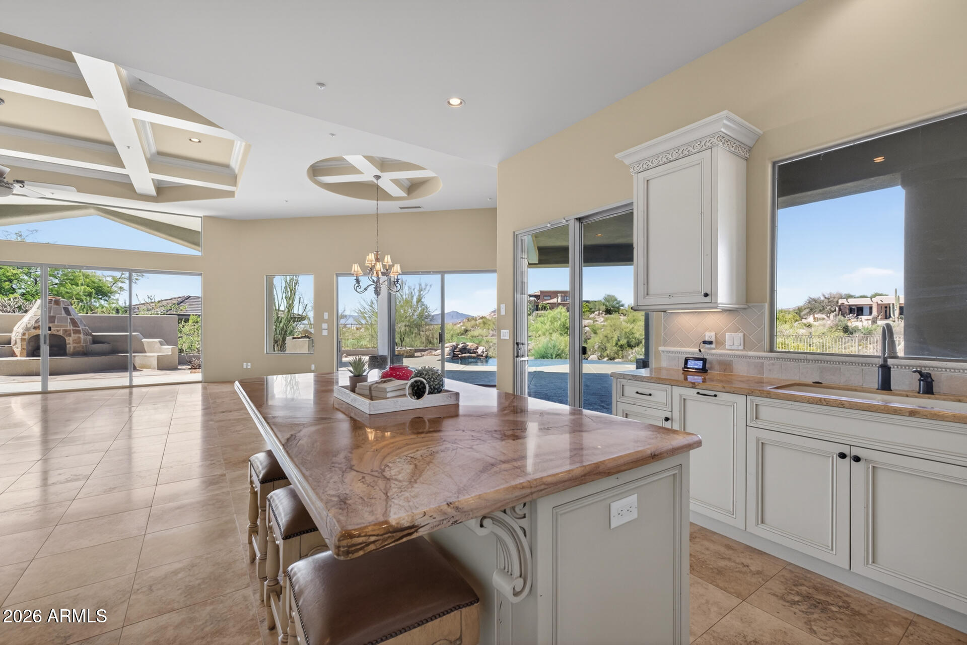 10686 E MARK Lane