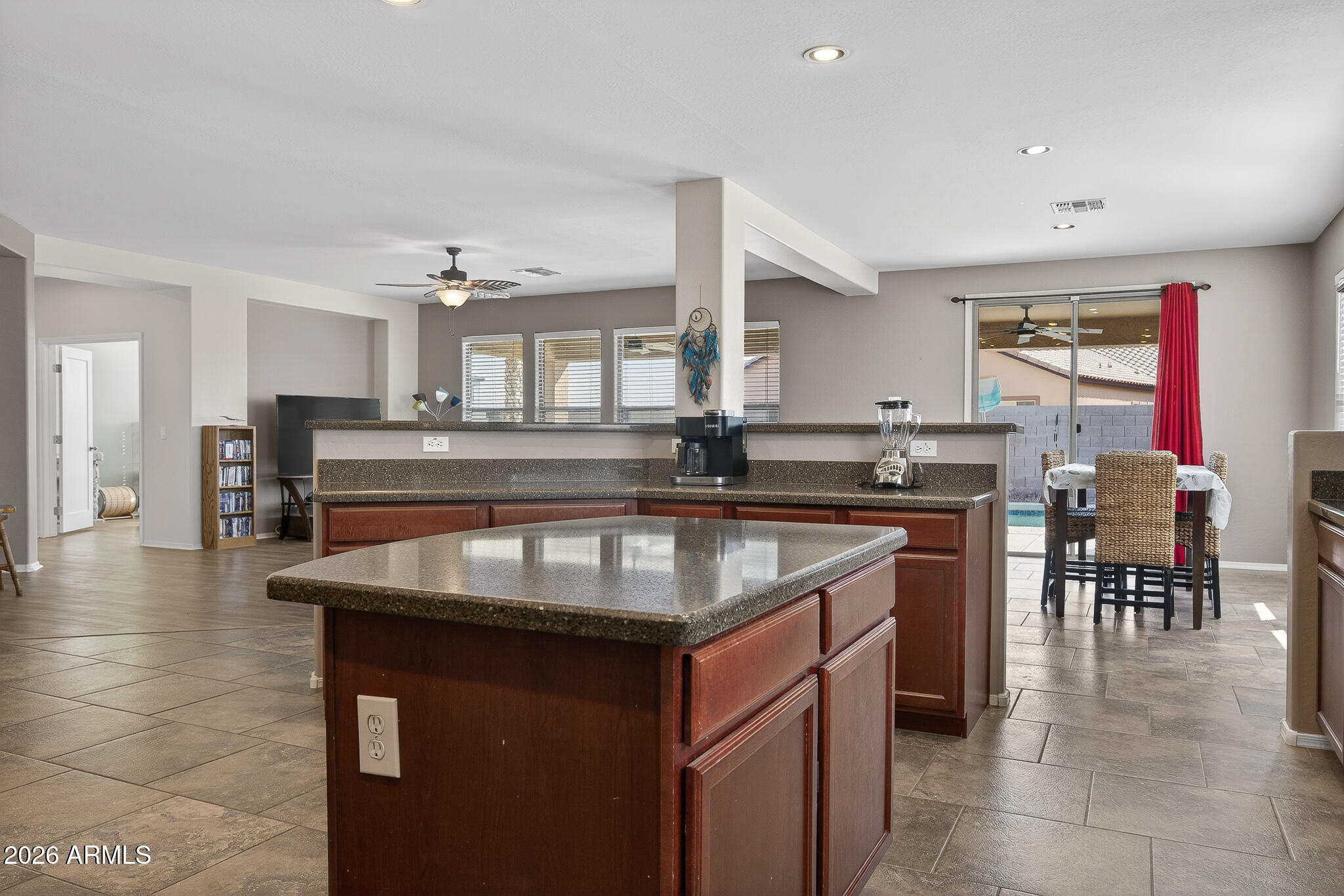25660 N DESERT MESA Drive