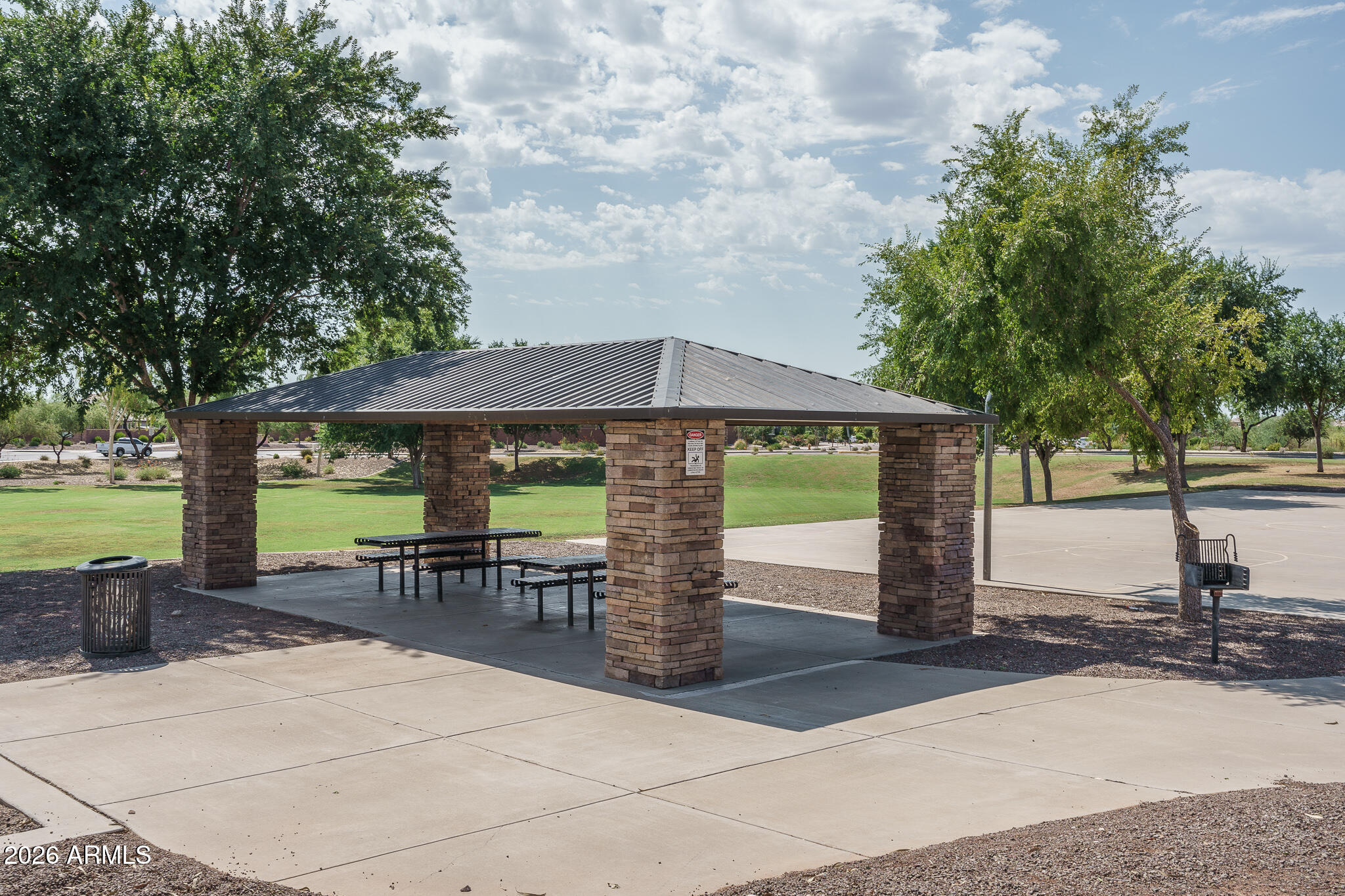 25660 N DESERT MESA Drive