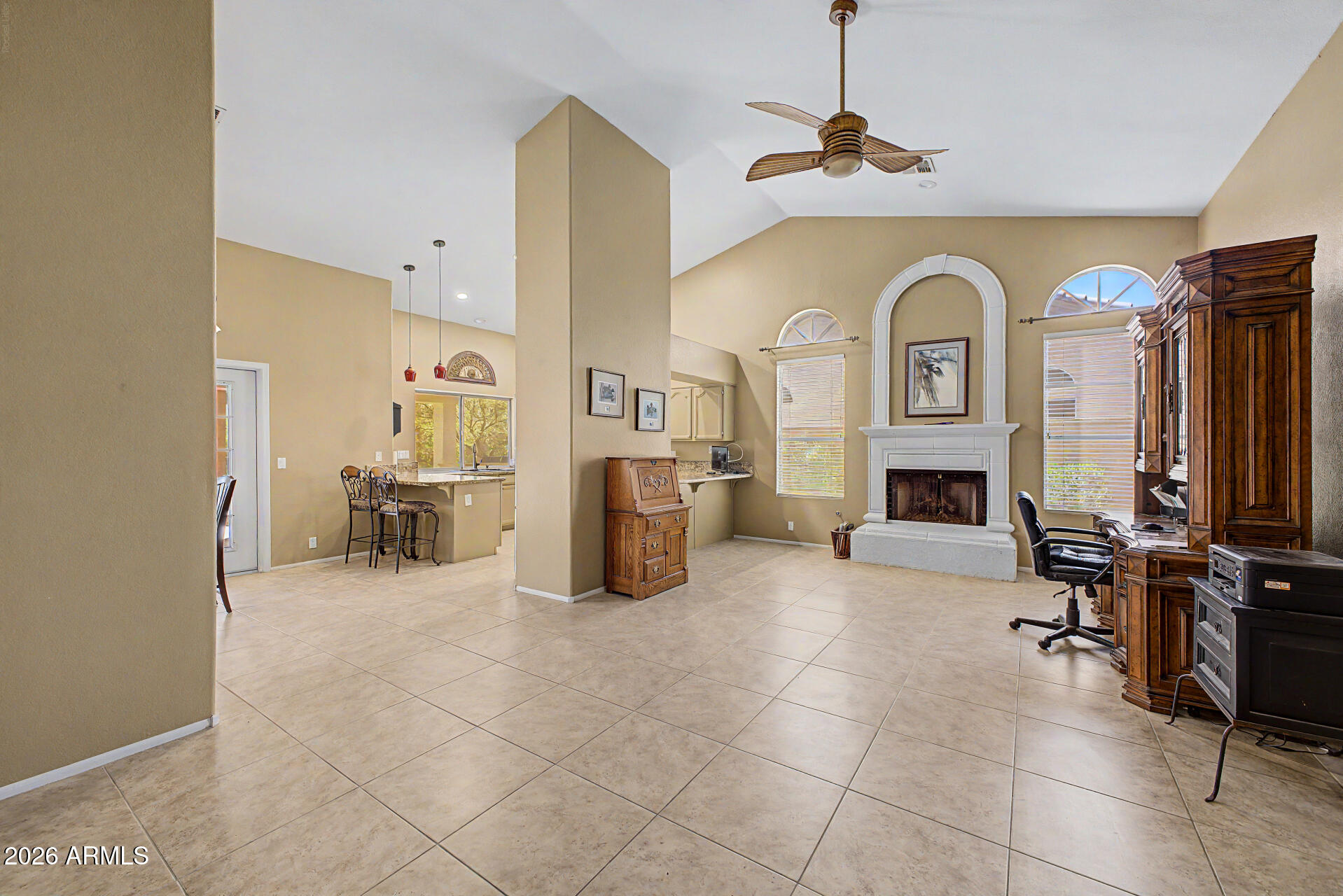 649 W MUIRWOOD Drive
