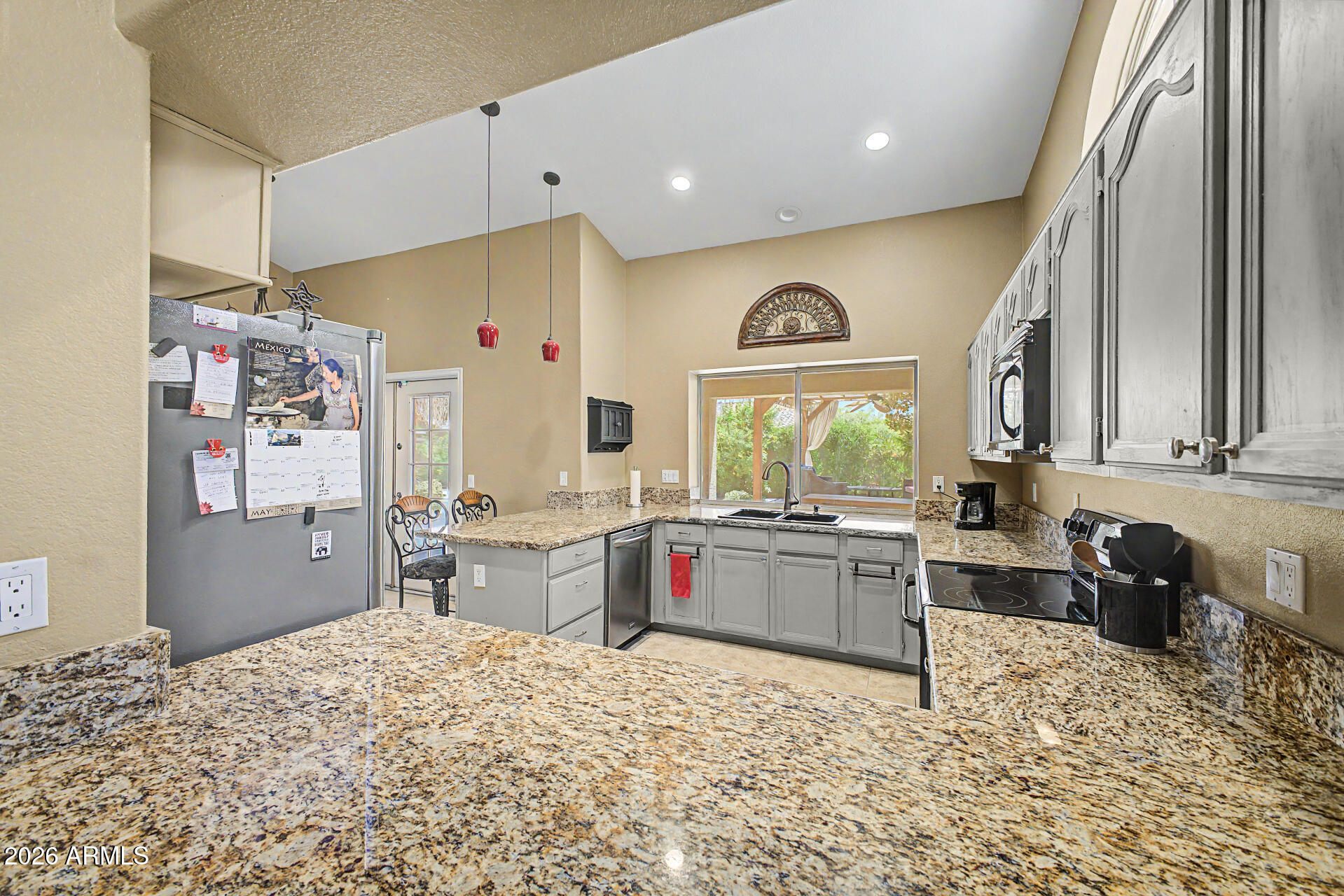 649 W MUIRWOOD Drive