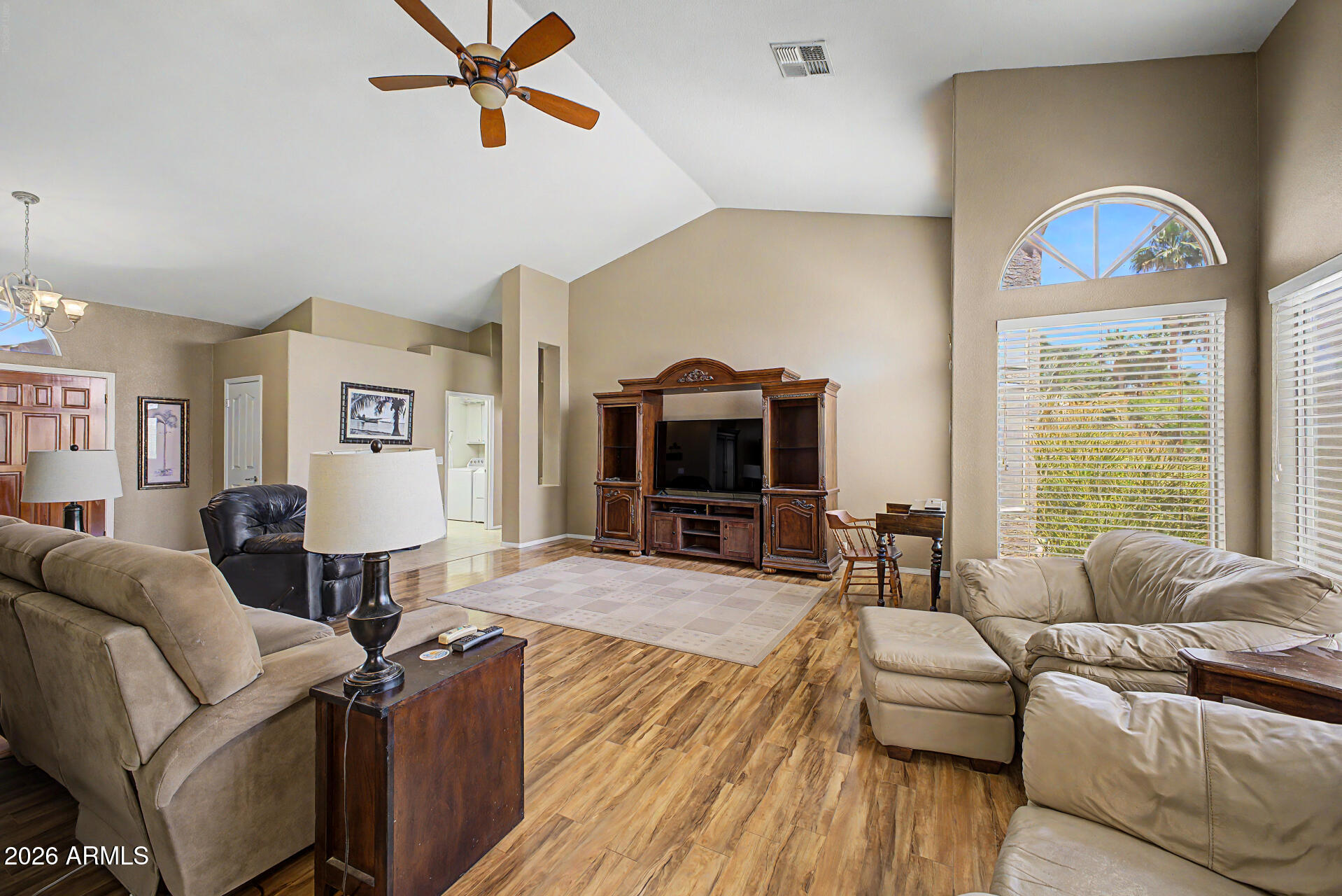 649 W MUIRWOOD Drive