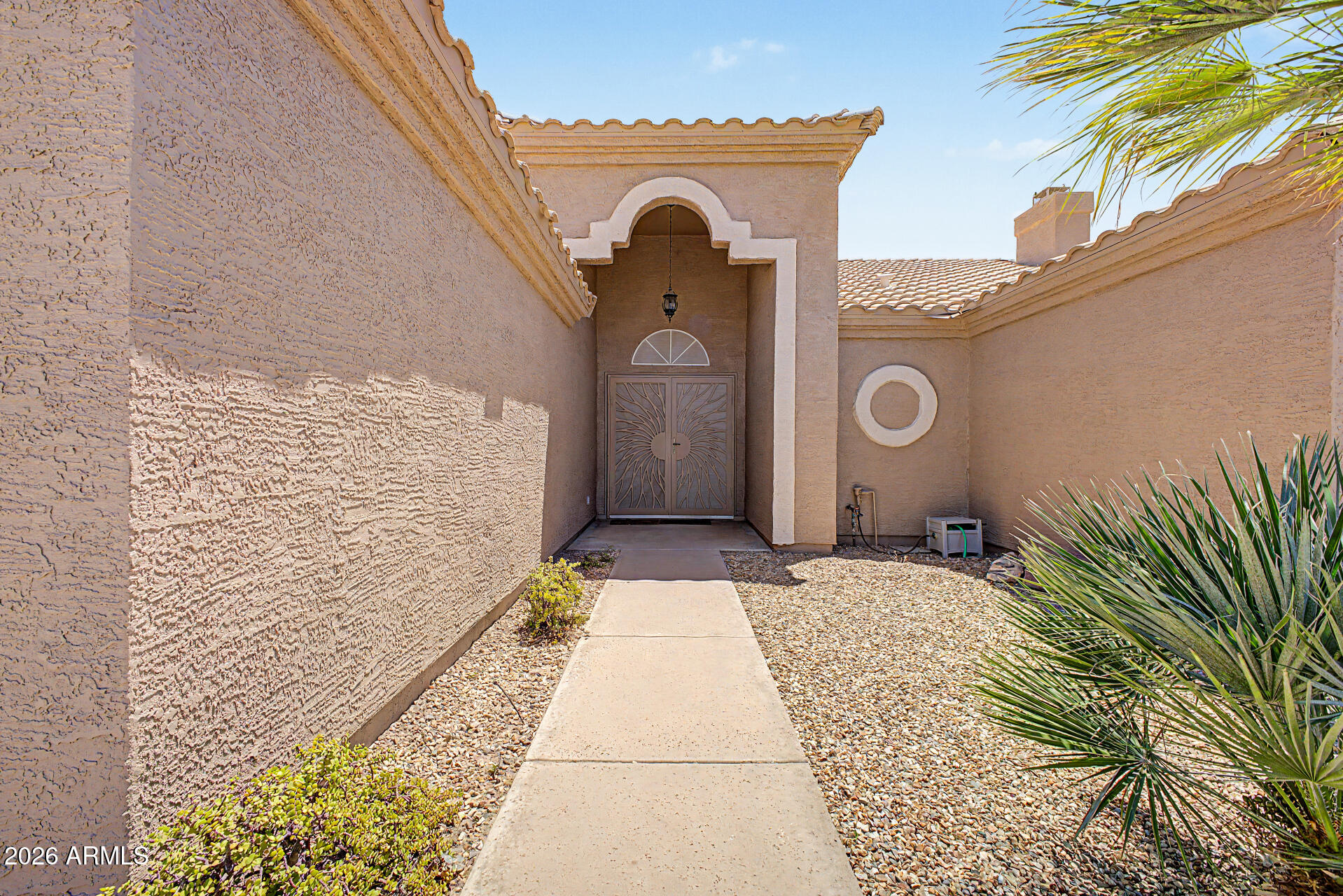 649 W MUIRWOOD Drive
