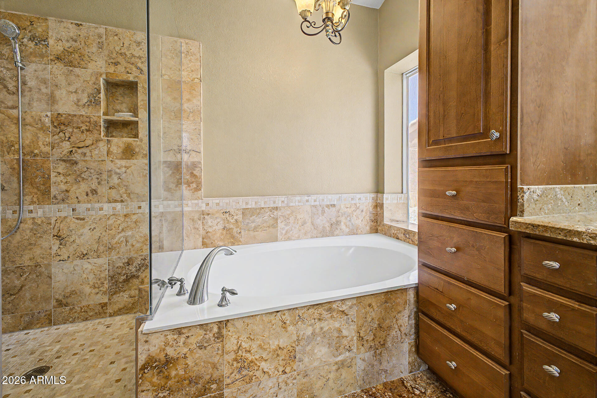 649 W MUIRWOOD Drive