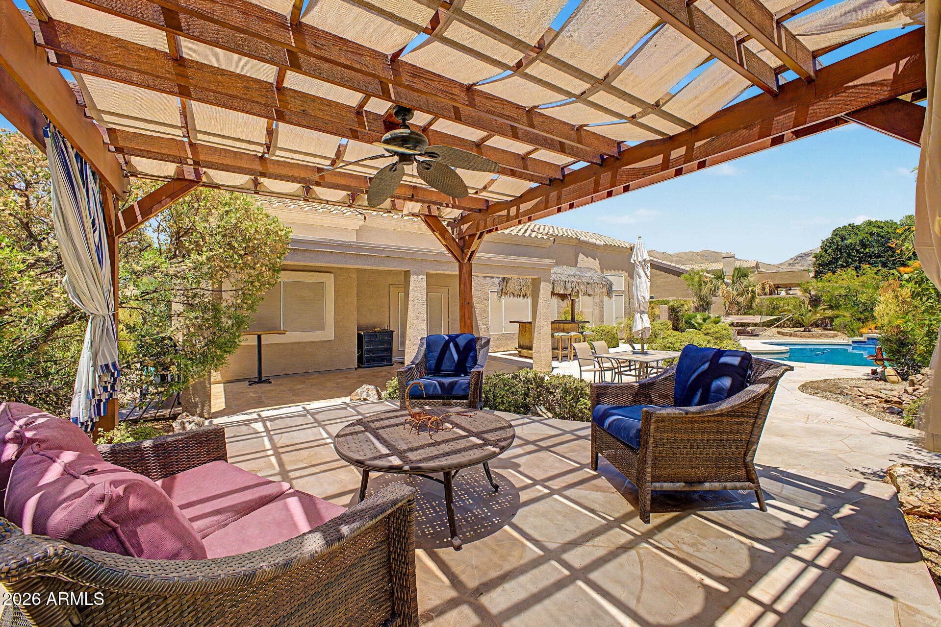 649 W MUIRWOOD Drive