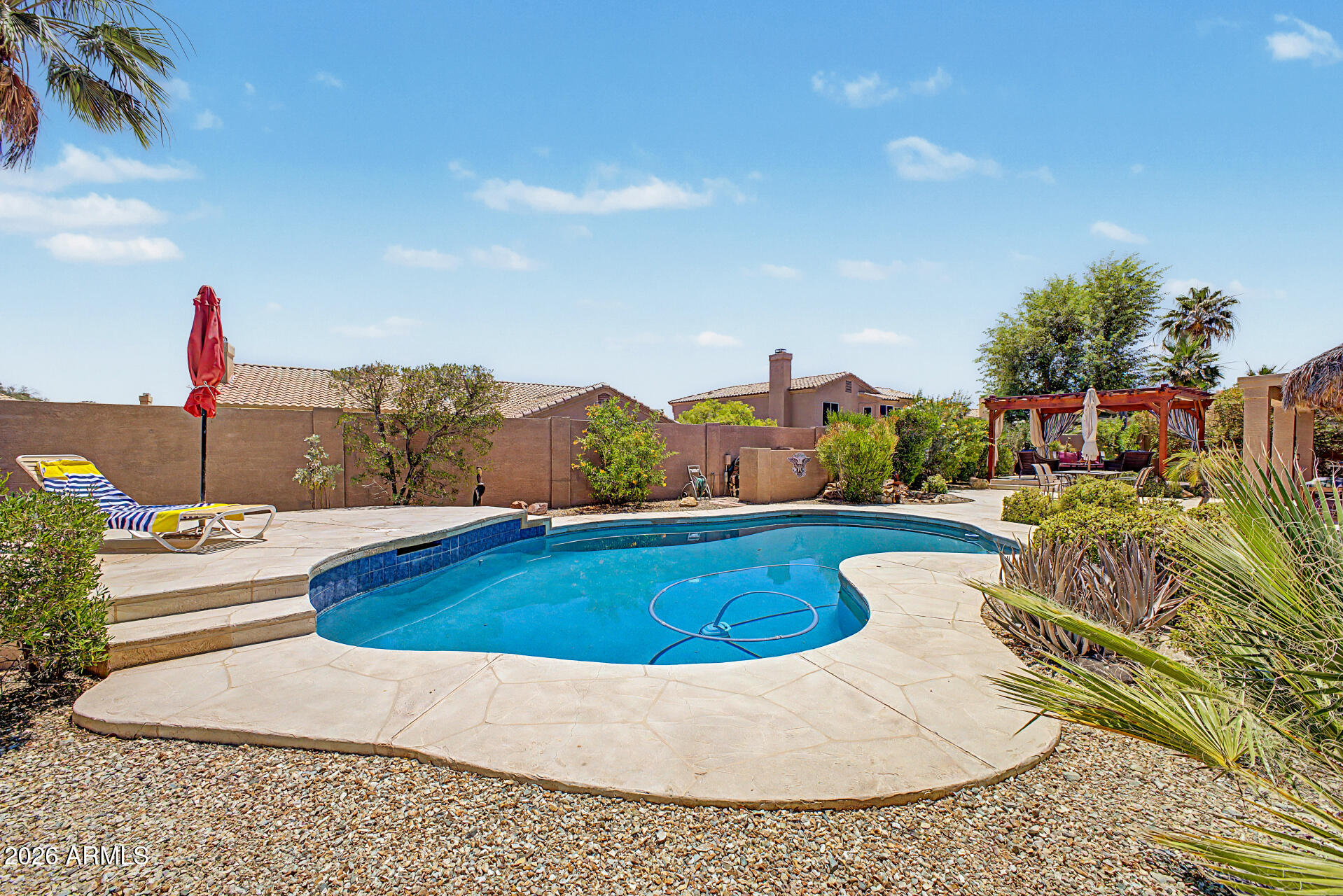 649 W MUIRWOOD Drive