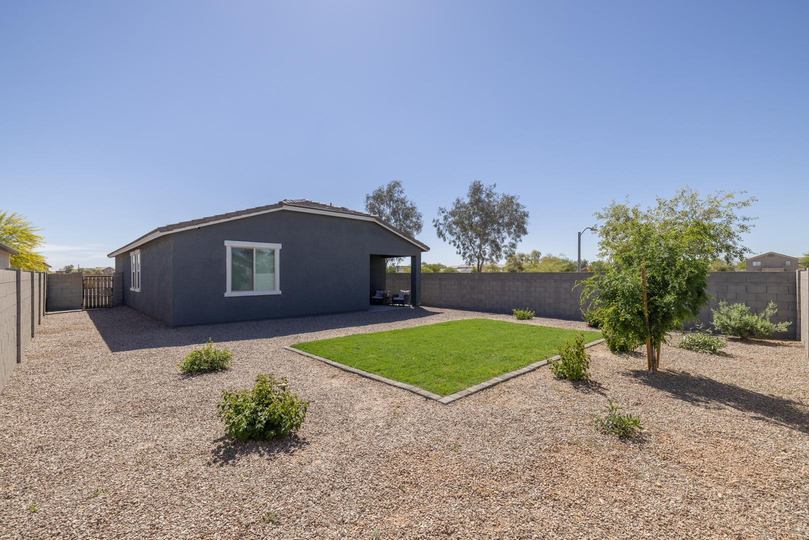 36354 W San Clemente Avenue