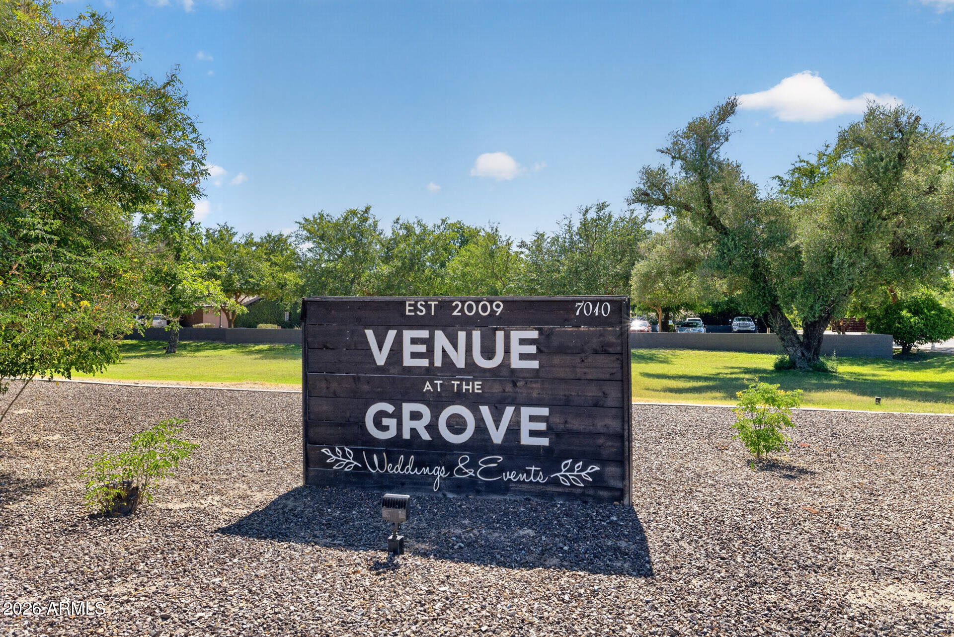 2830 W HARVEST GROVES Lane