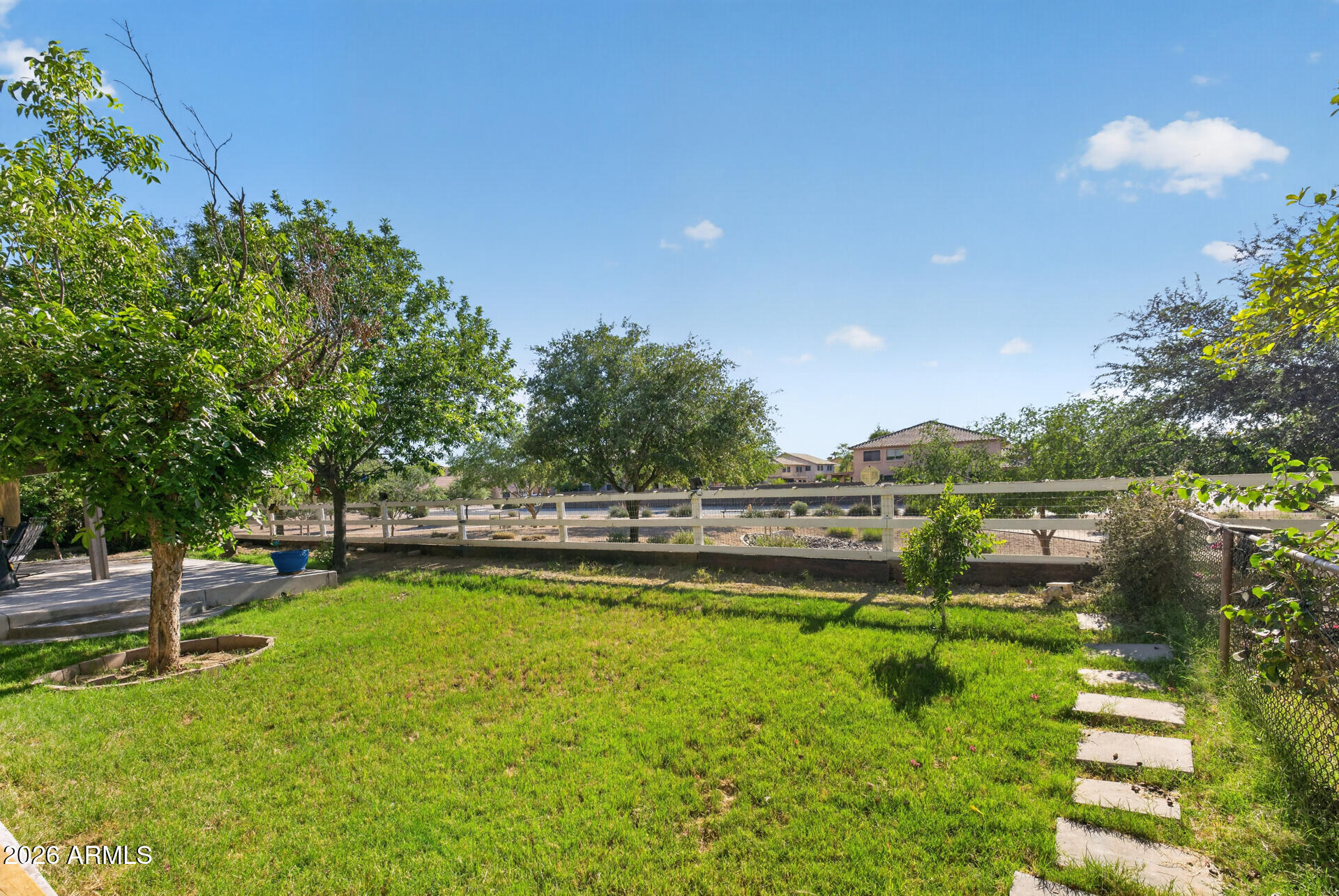 2830 W HARVEST GROVES Lane