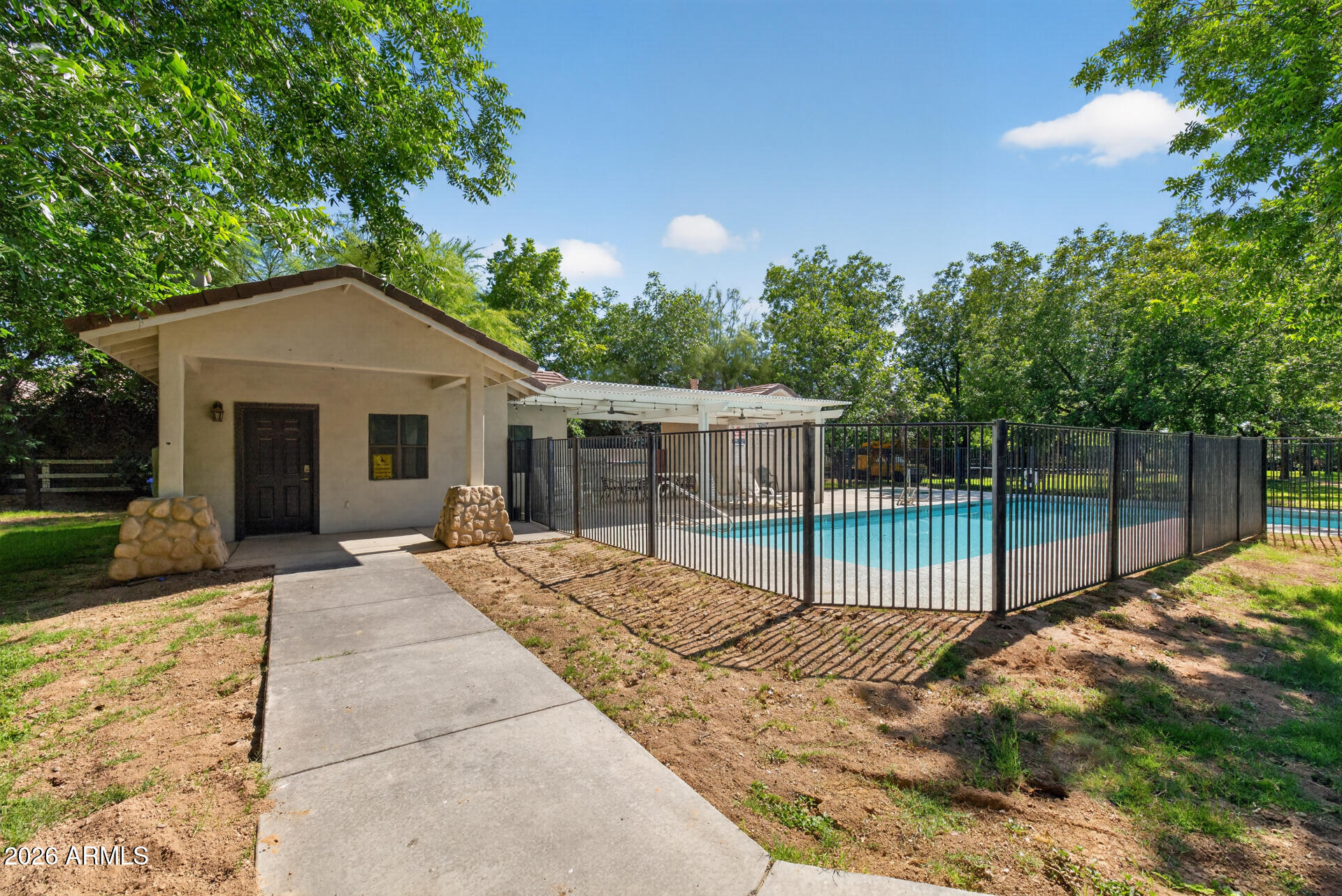 2830 W HARVEST GROVES Lane