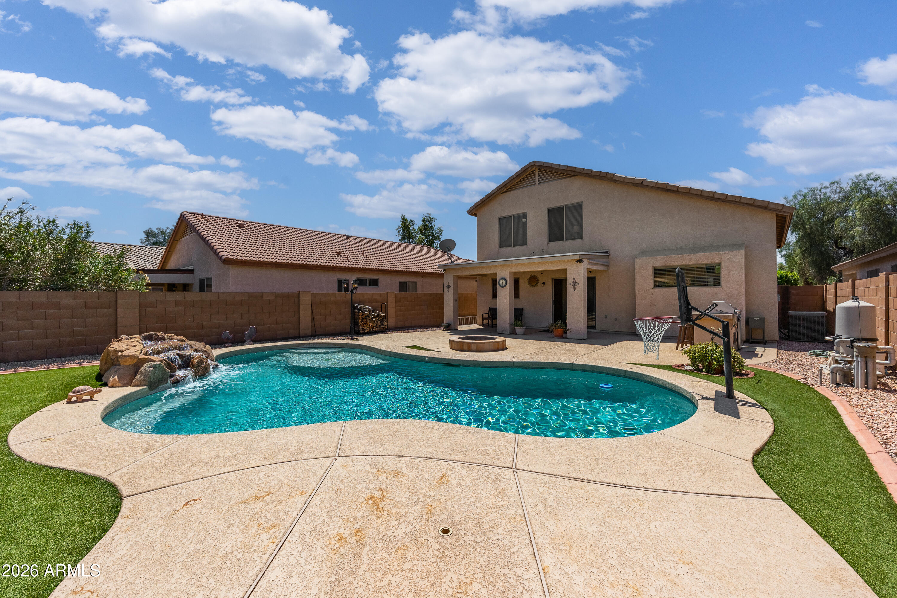 11234 W ALMERIA Road