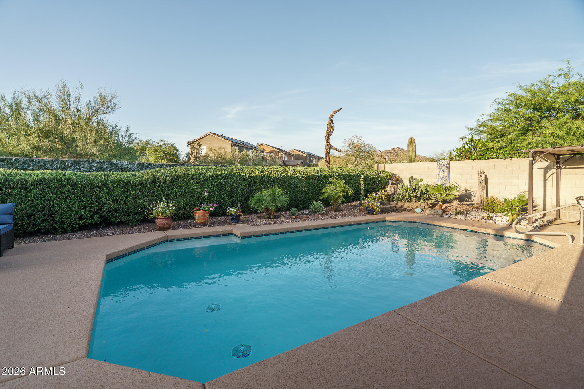 17542 W ROCK LEDGE Road