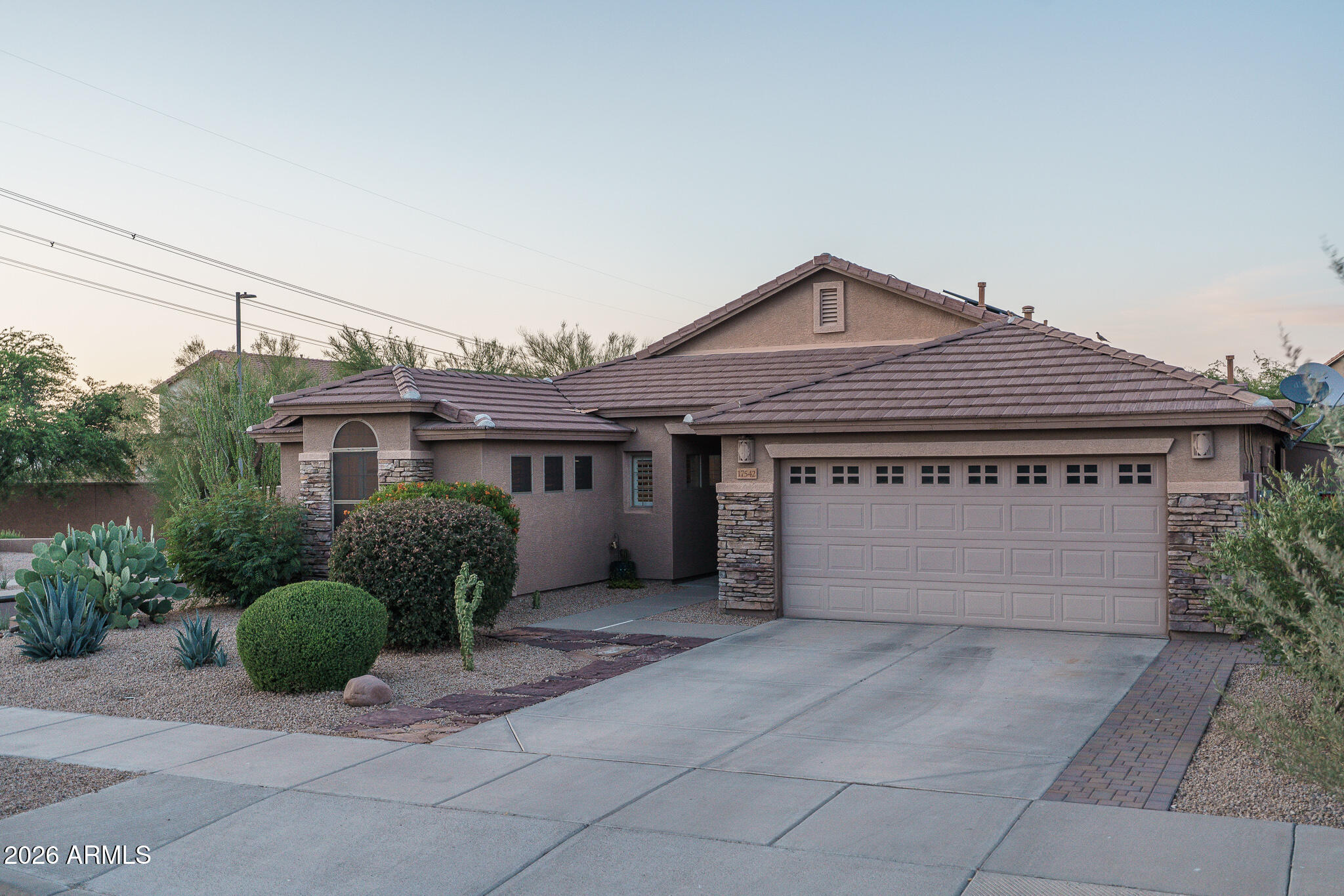 17542 W ROCK LEDGE Road
