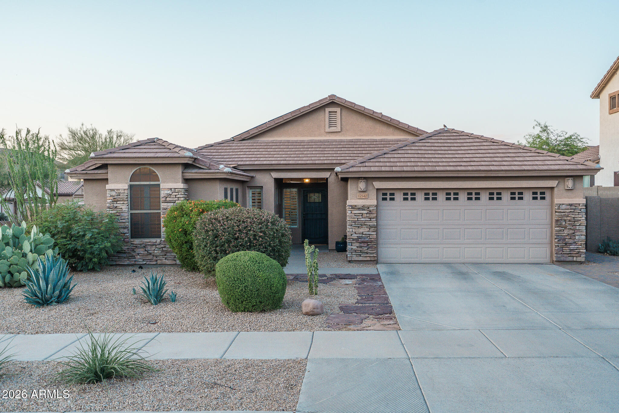 17542 W ROCK LEDGE Road