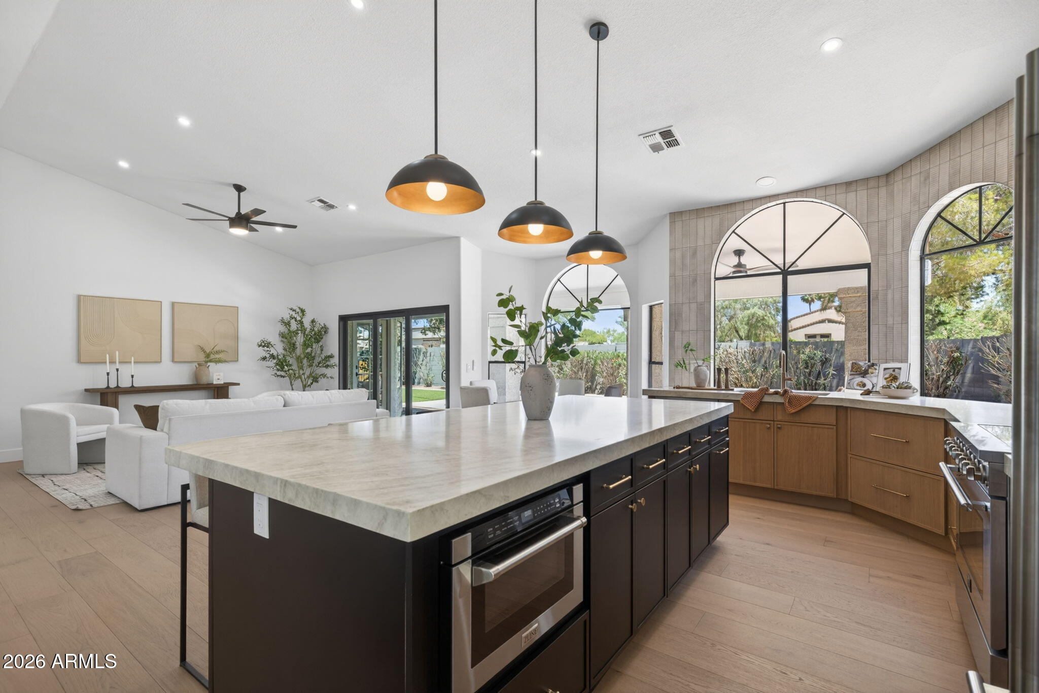 5002 E KAREN Drive