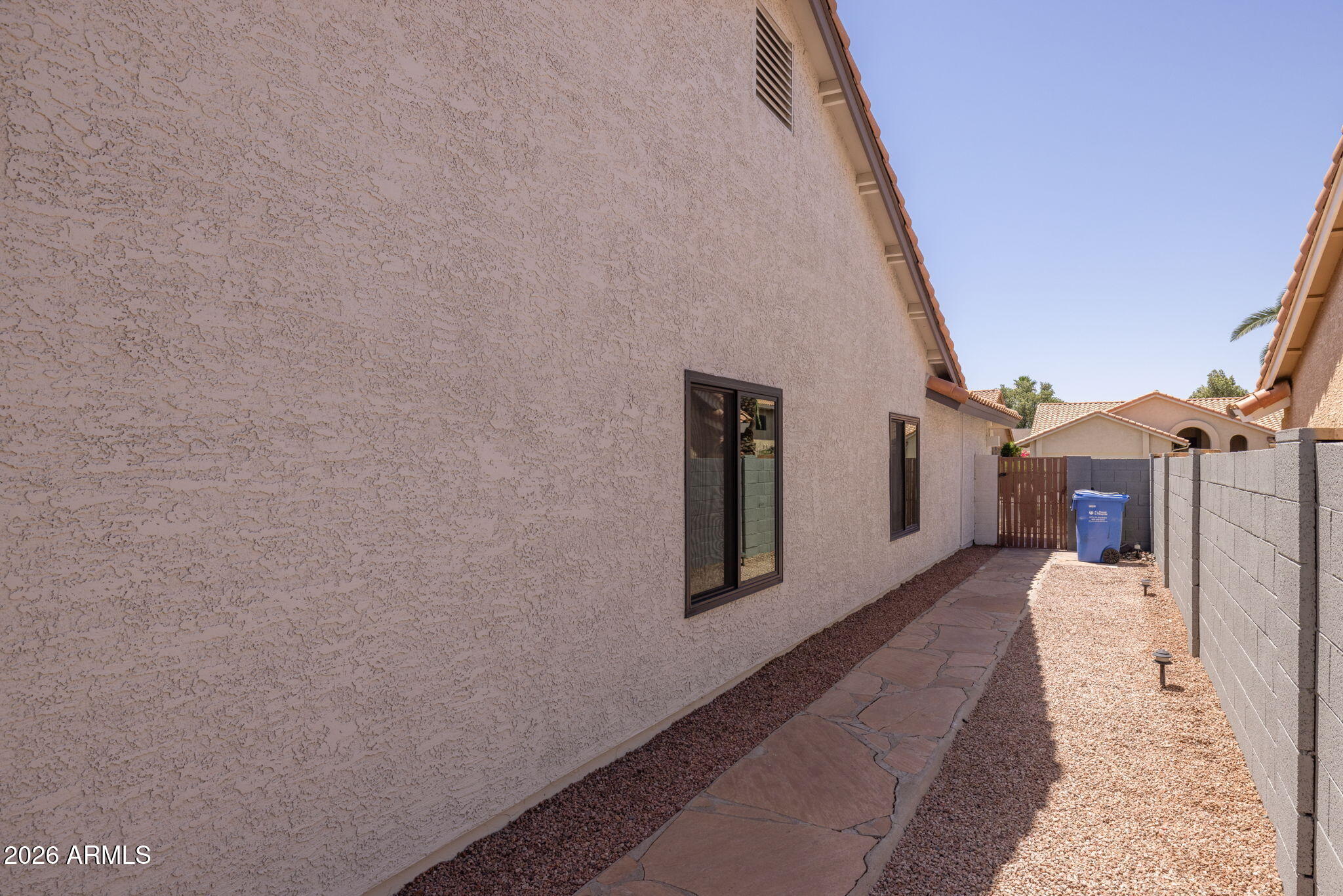 5002 E KAREN Drive