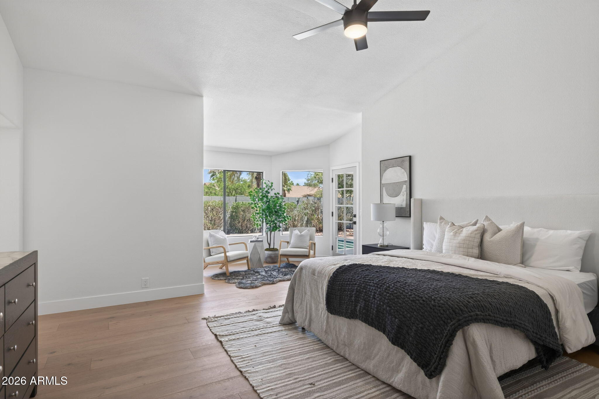 5002 E KAREN Drive