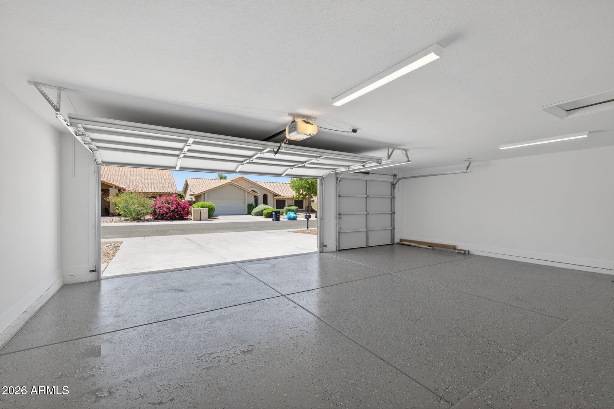 5002 E KAREN Drive