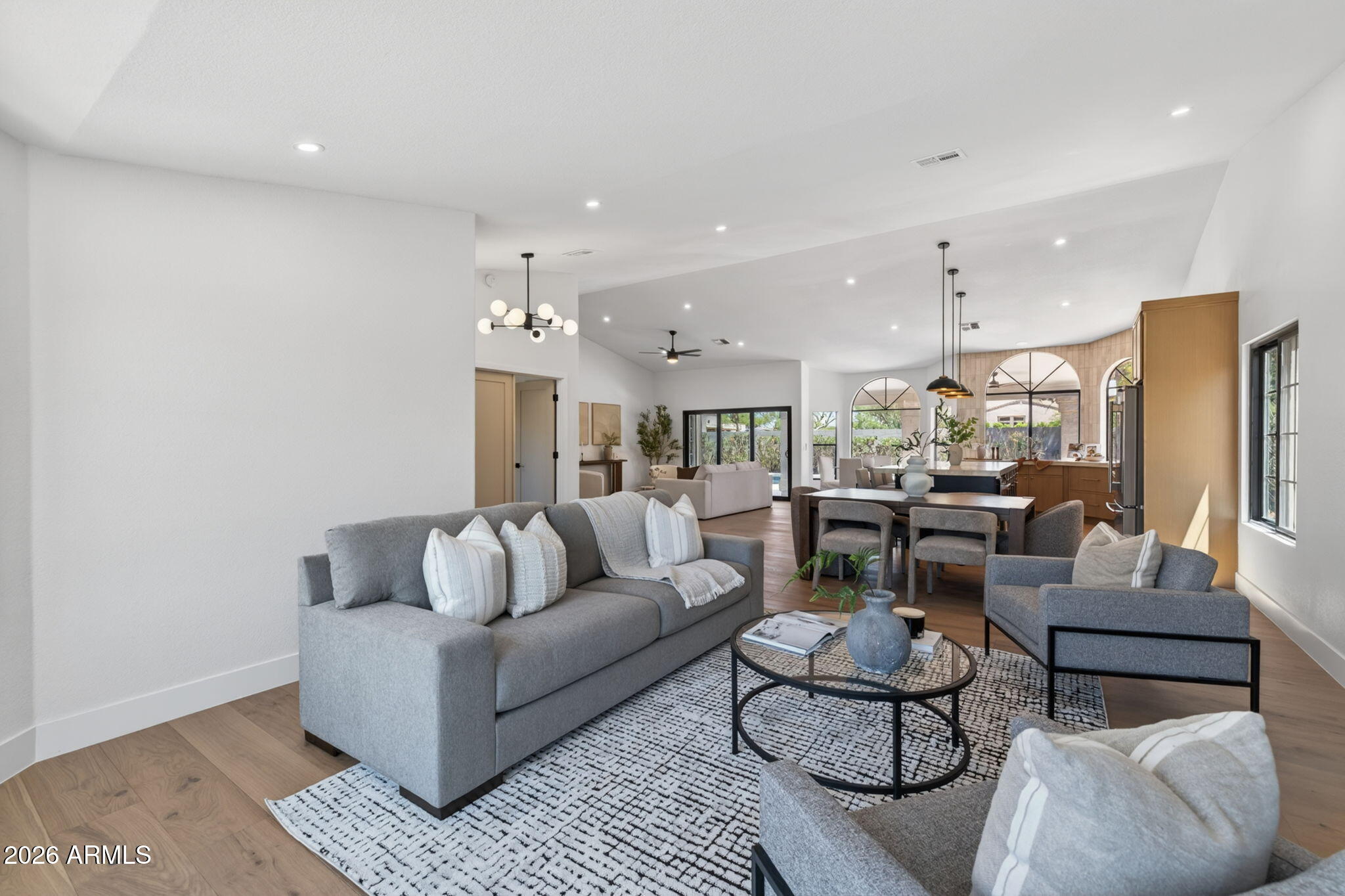 5002 E KAREN Drive