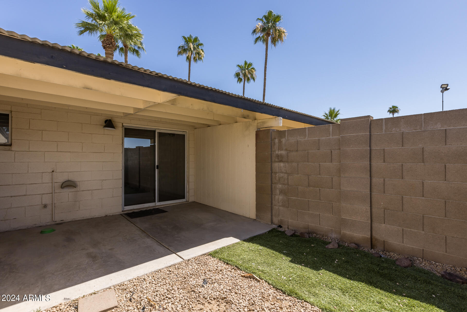 7025 E WILSHIRE Drive Apt 1
