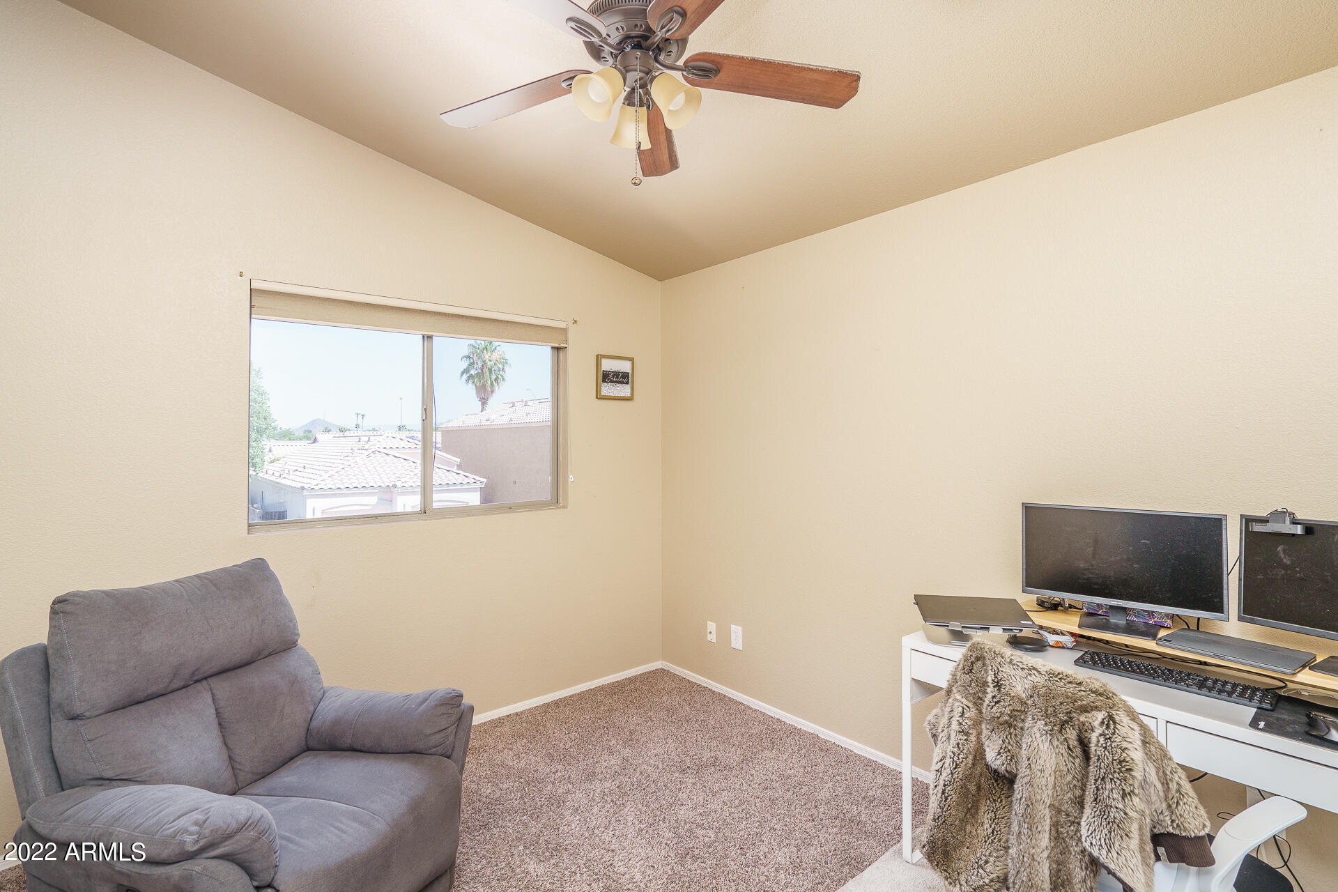 1315 W ESCUDA Road