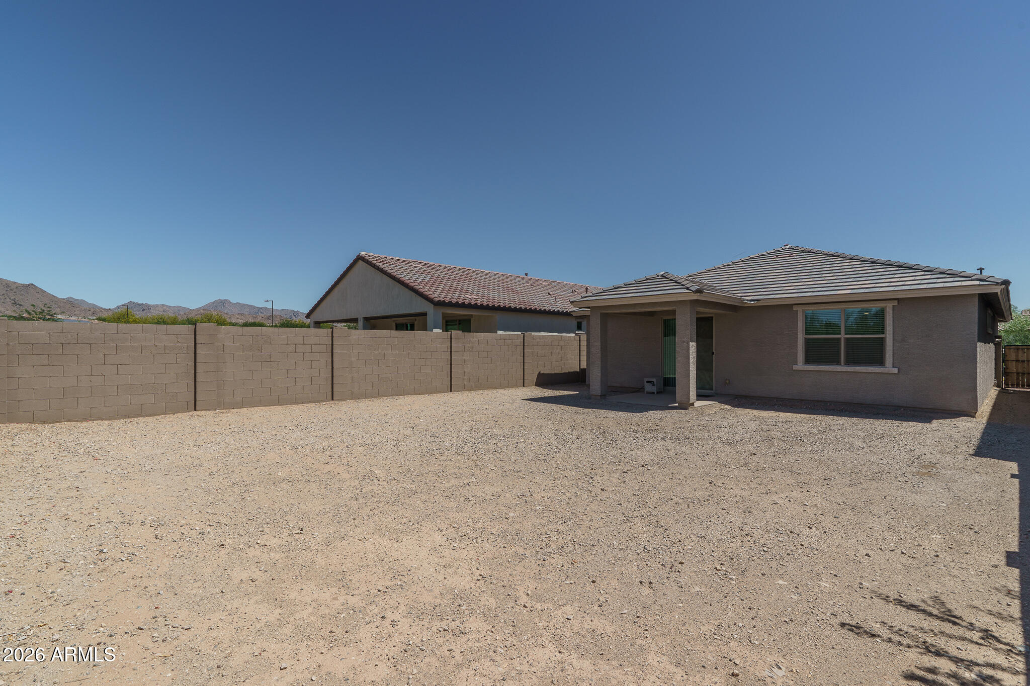 2040 N 210TH Avenue