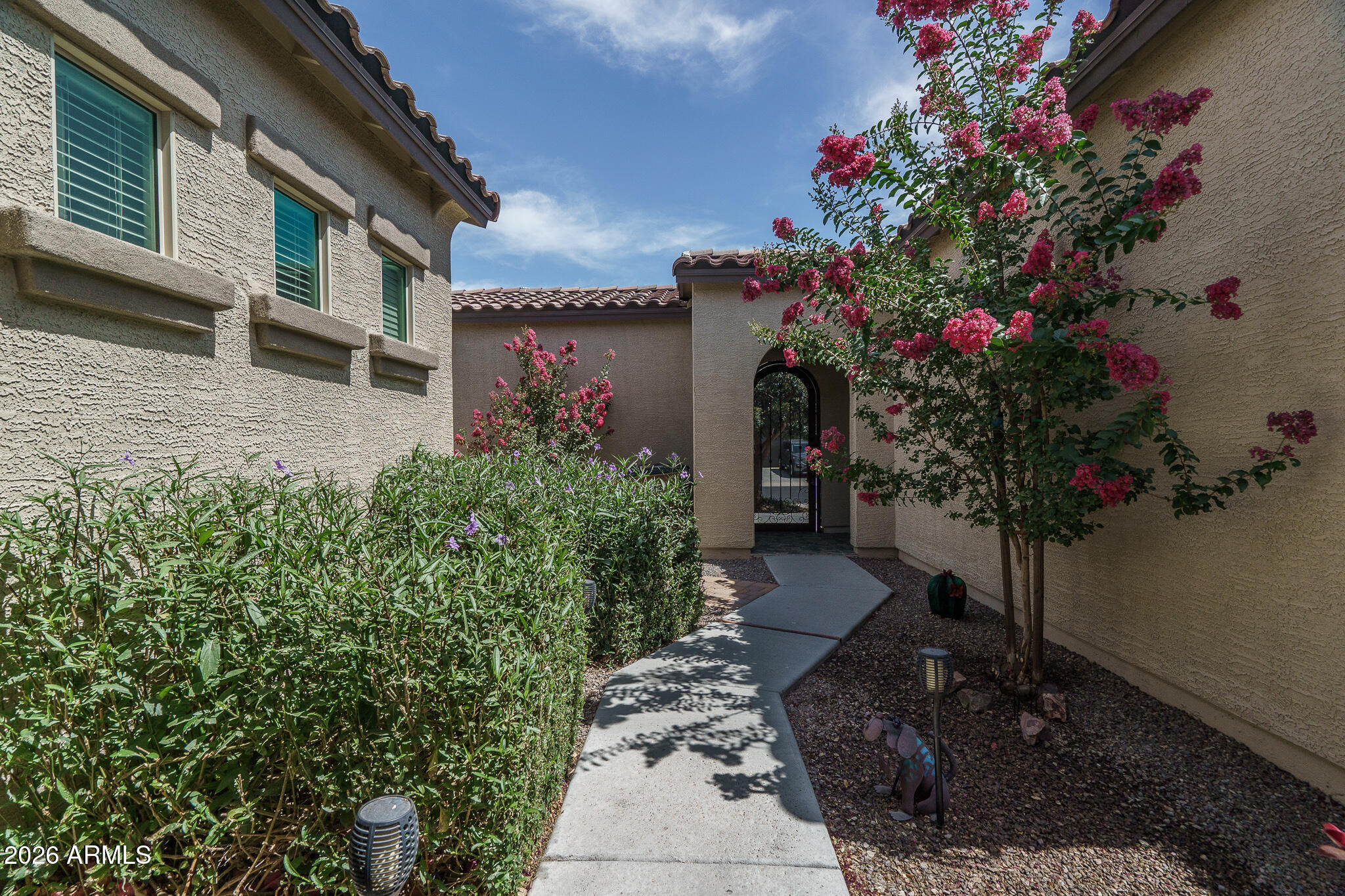 18059 W TANGLEWOOD Drive