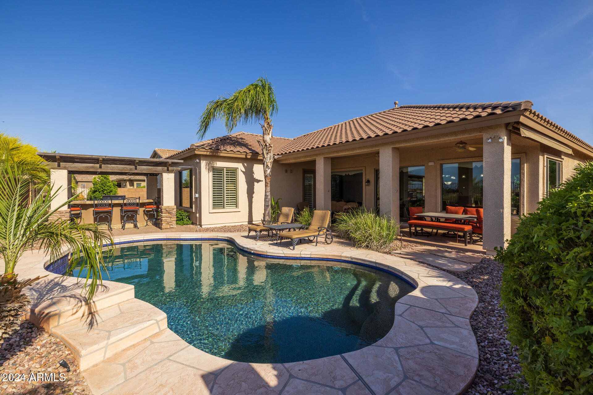 4176 E CLUBVIEW Drive