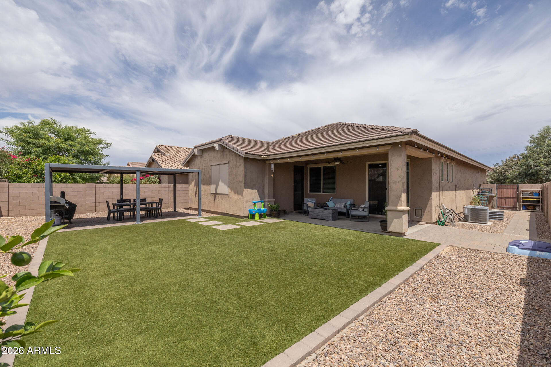 20747 E MOCKINGBIRD Drive