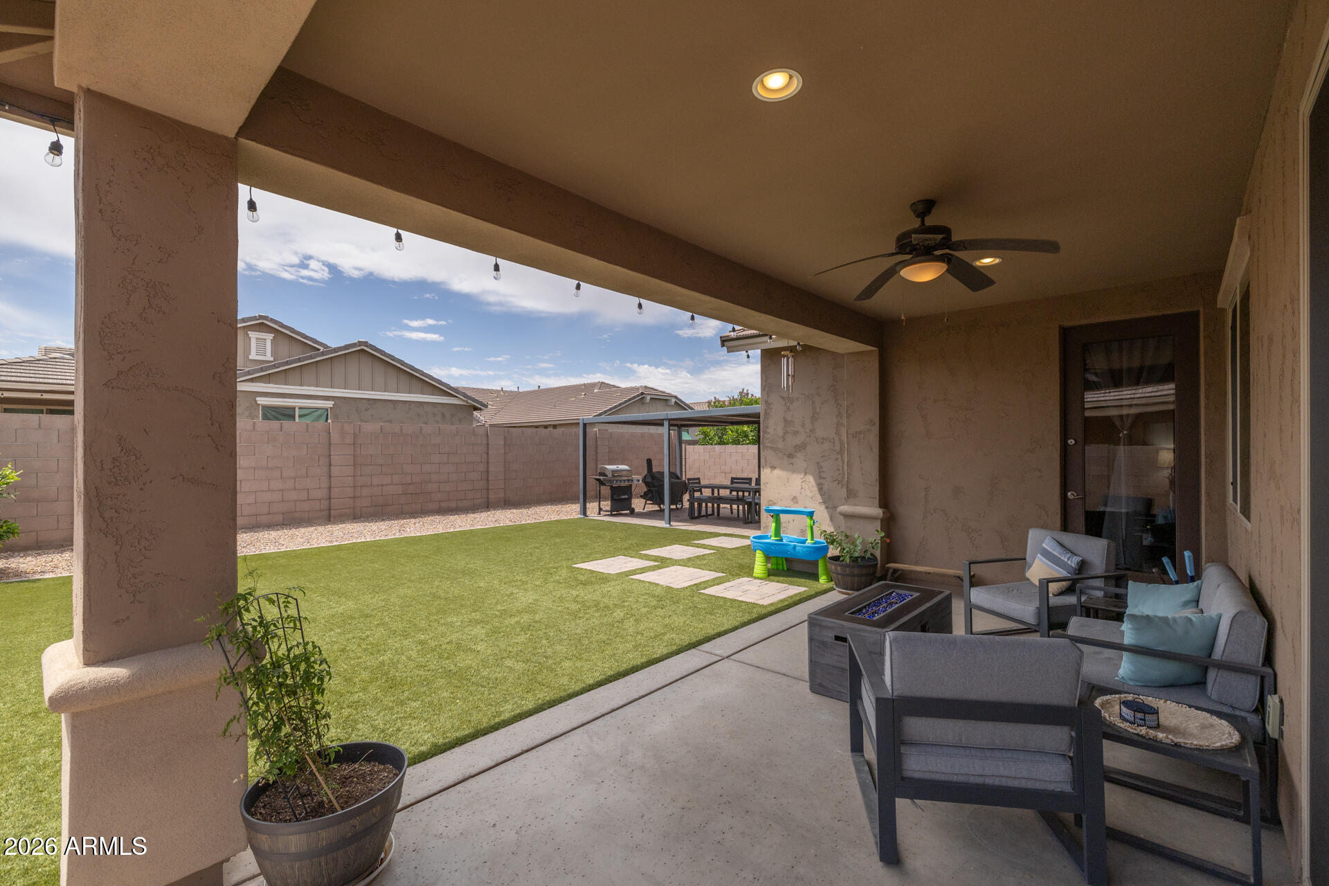 20747 E MOCKINGBIRD Drive