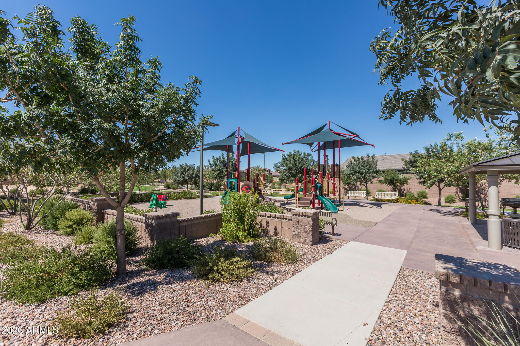 20747 E MOCKINGBIRD Drive