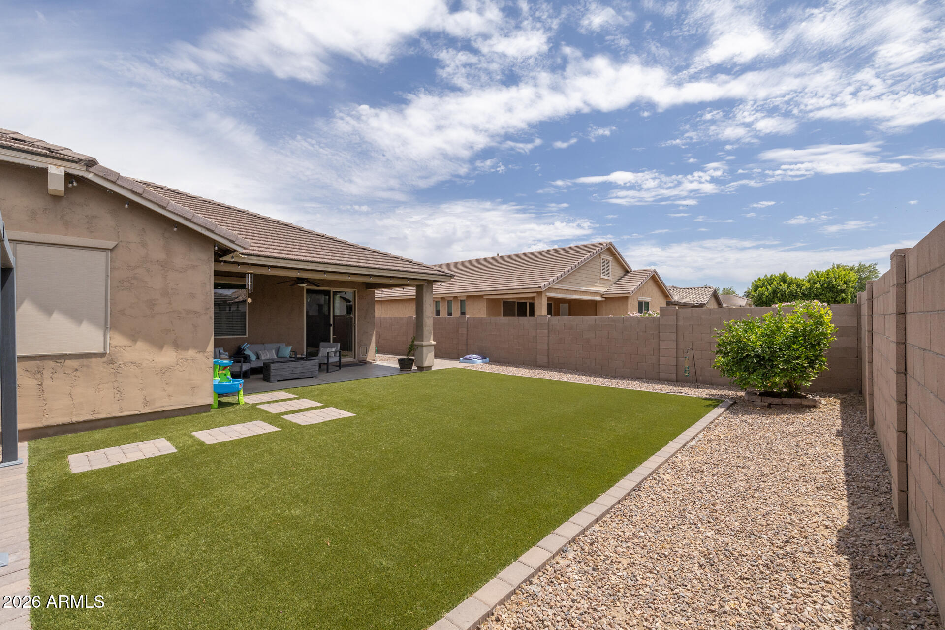 20747 E MOCKINGBIRD Drive