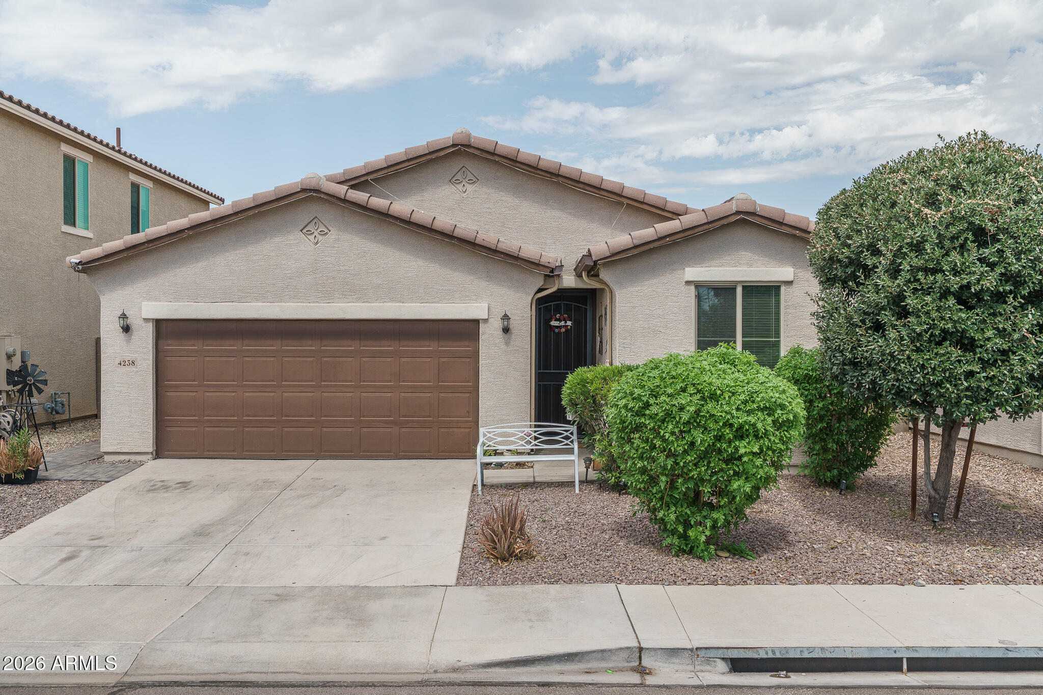 4238 N 87TH Lane
