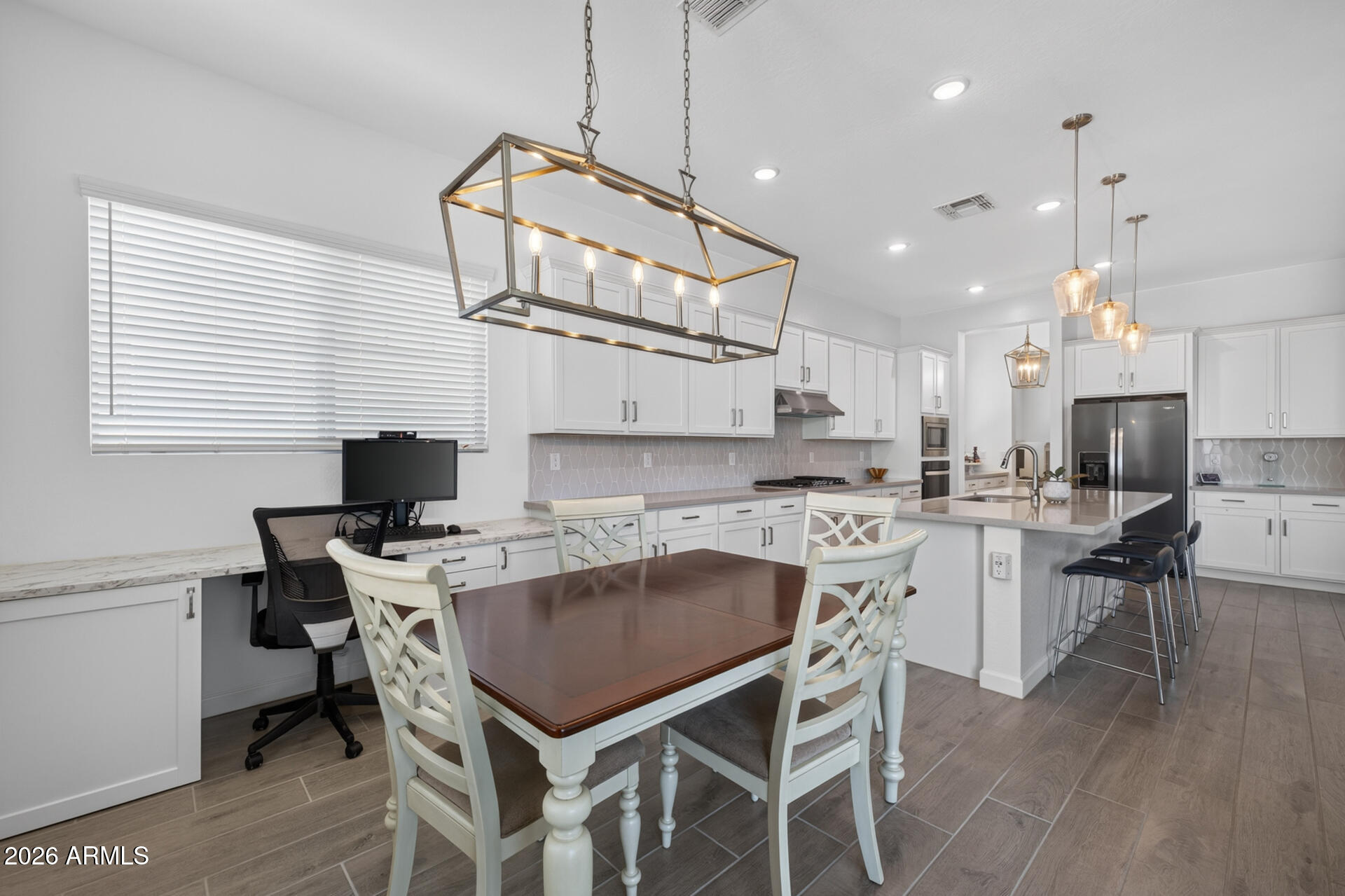 22612 E LORDS Way
