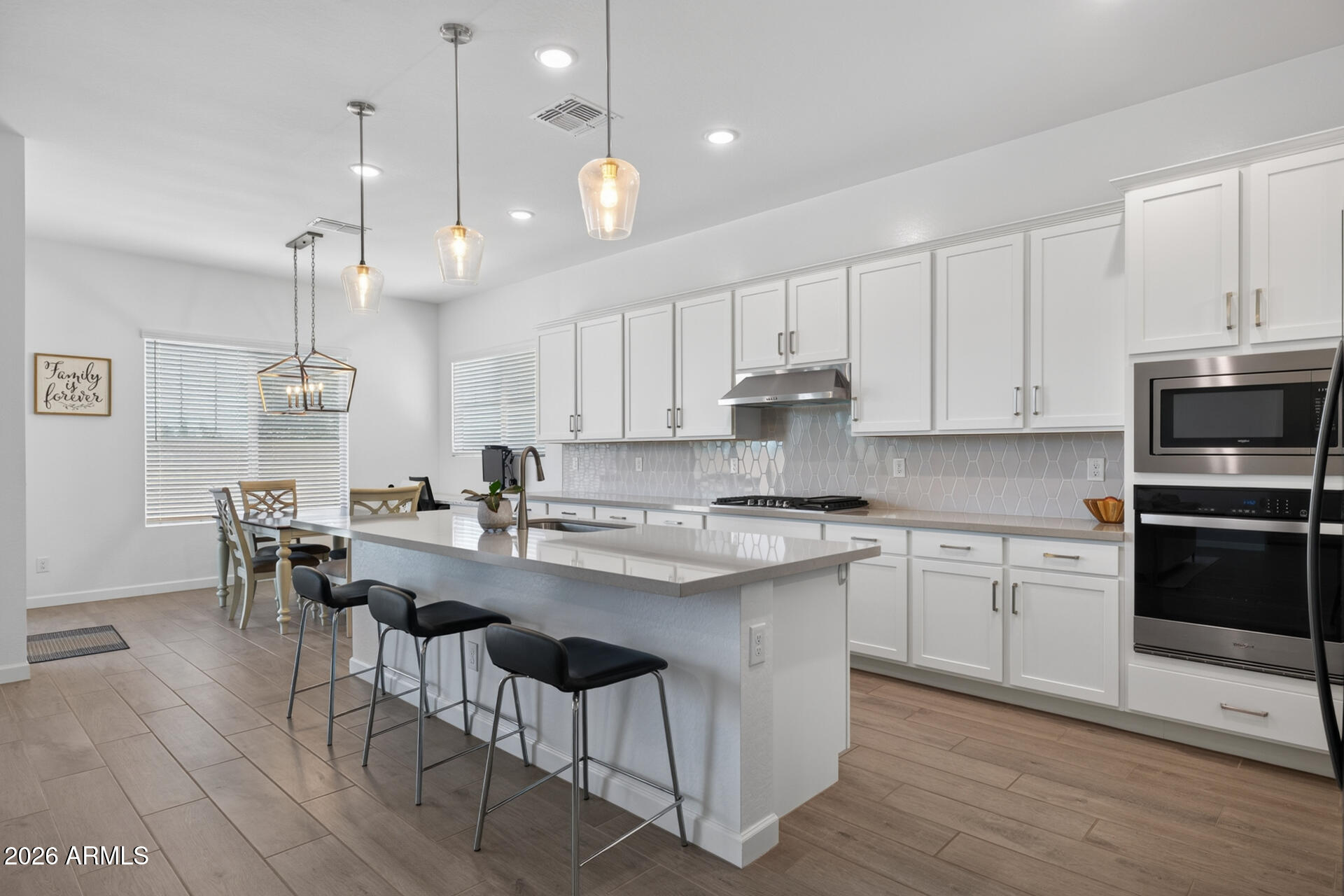 22612 E LORDS Way