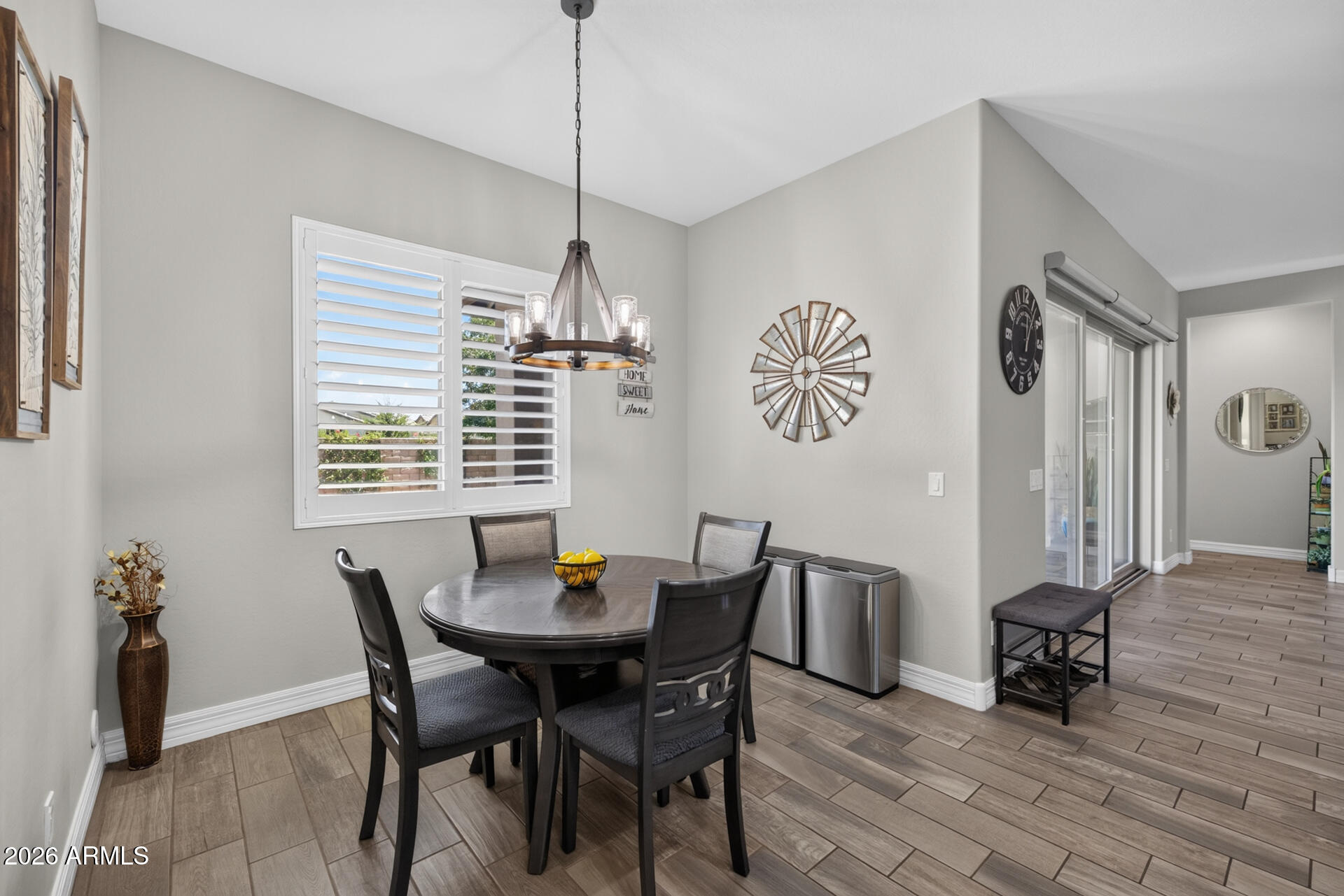 5737 S CROWLEY