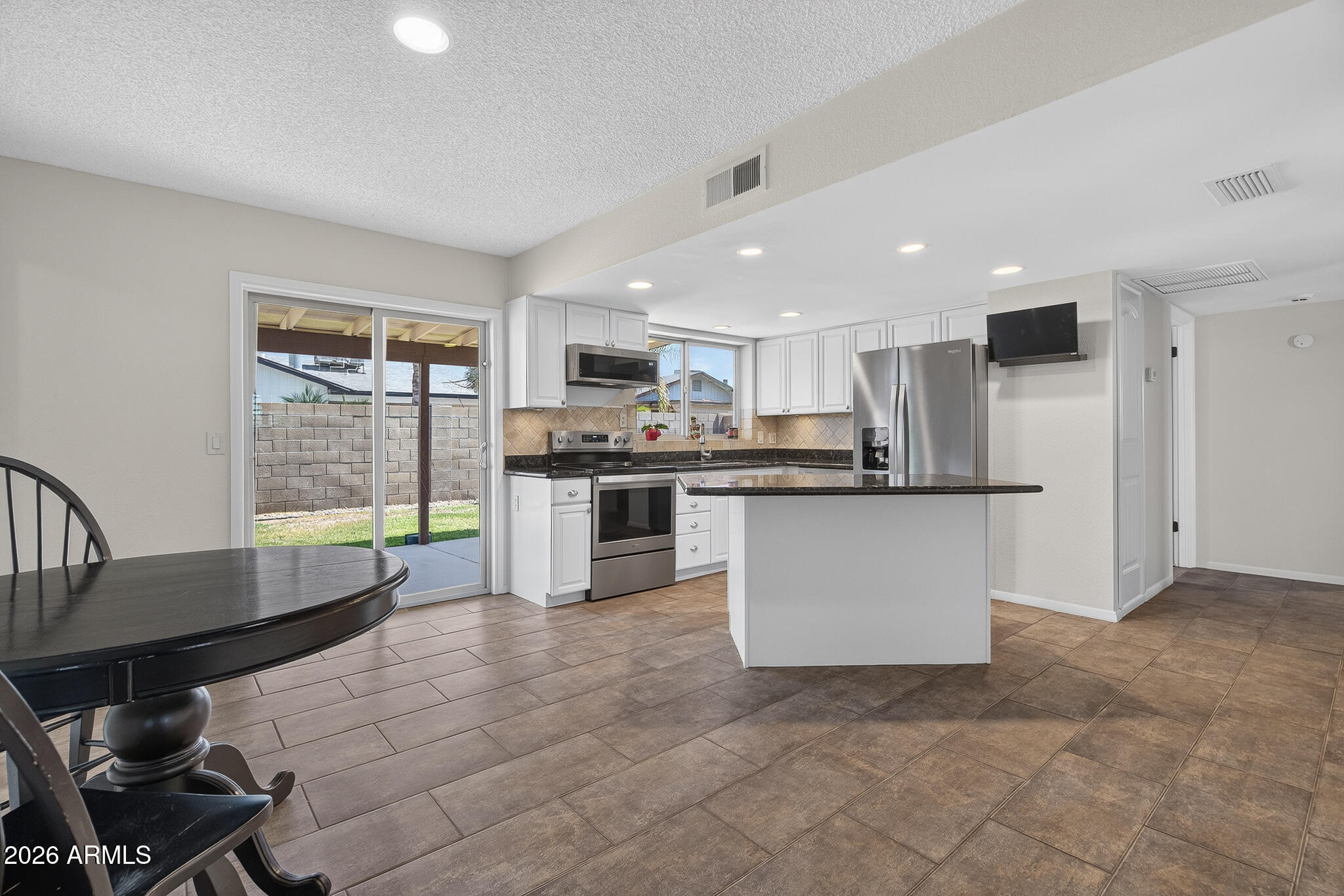 6122 W CAROL ANN Way