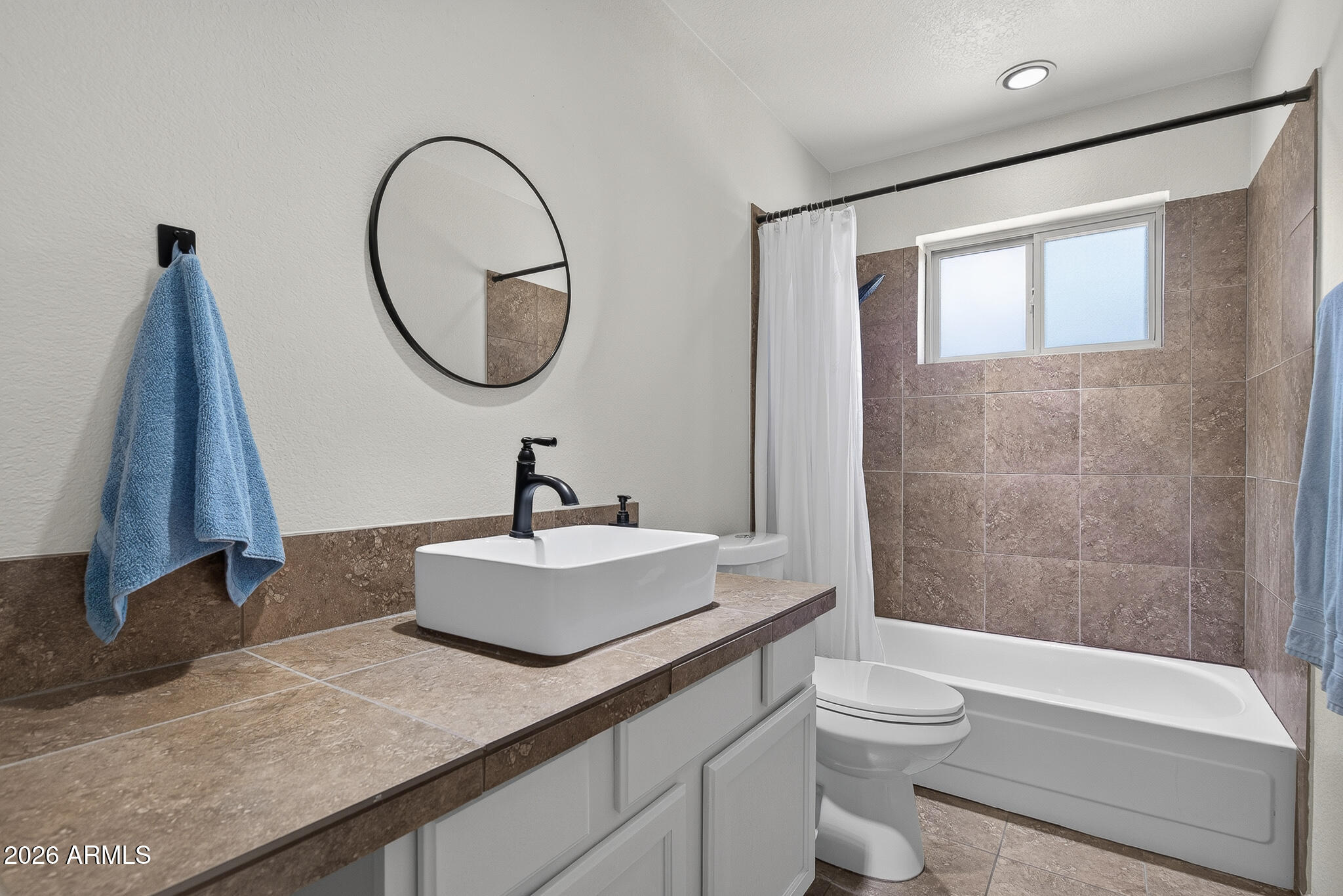 6122 W CAROL ANN Way