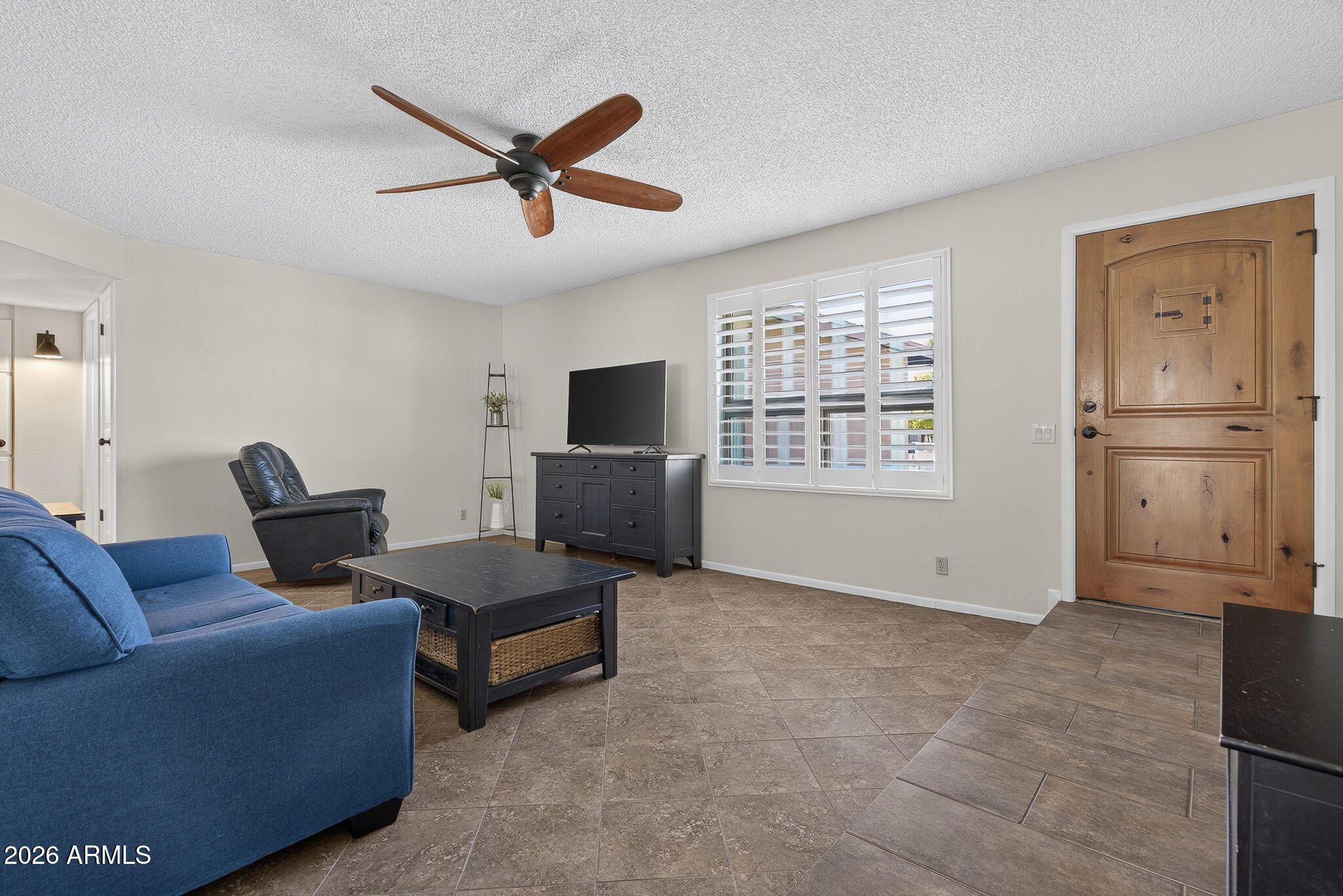 6122 W CAROL ANN Way