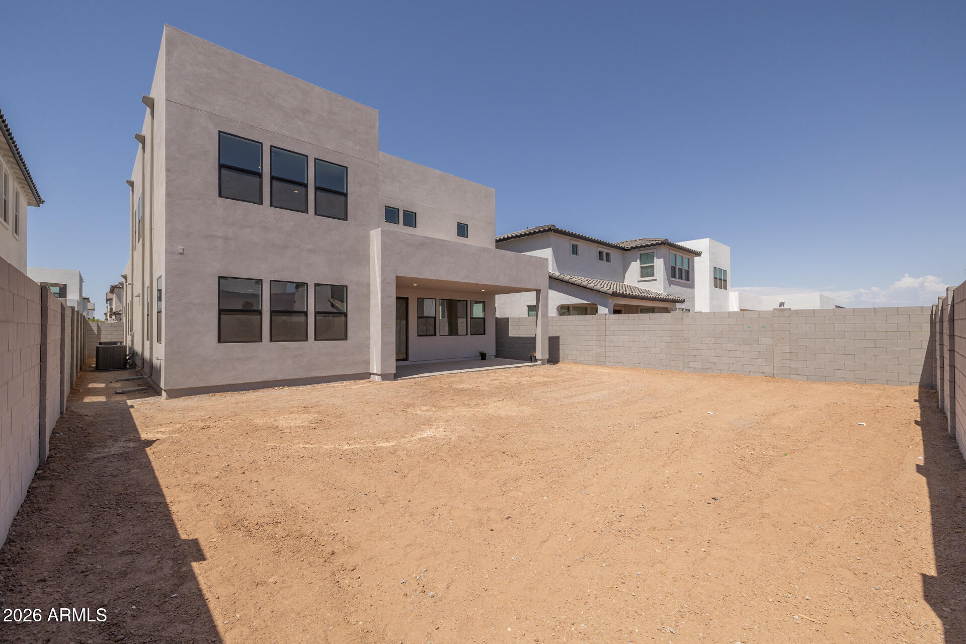 10245 E UNITY Avenue