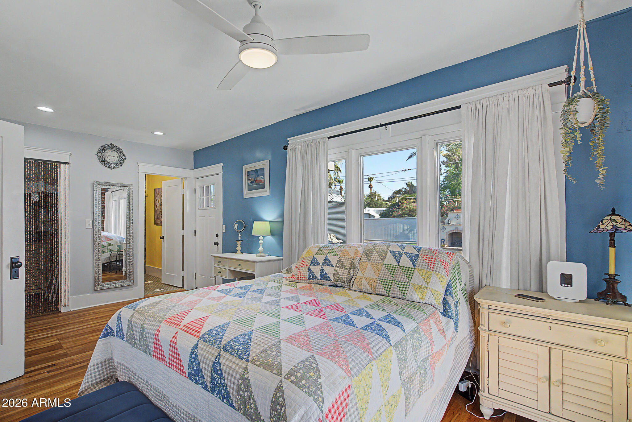 115 W GRANADA Road
