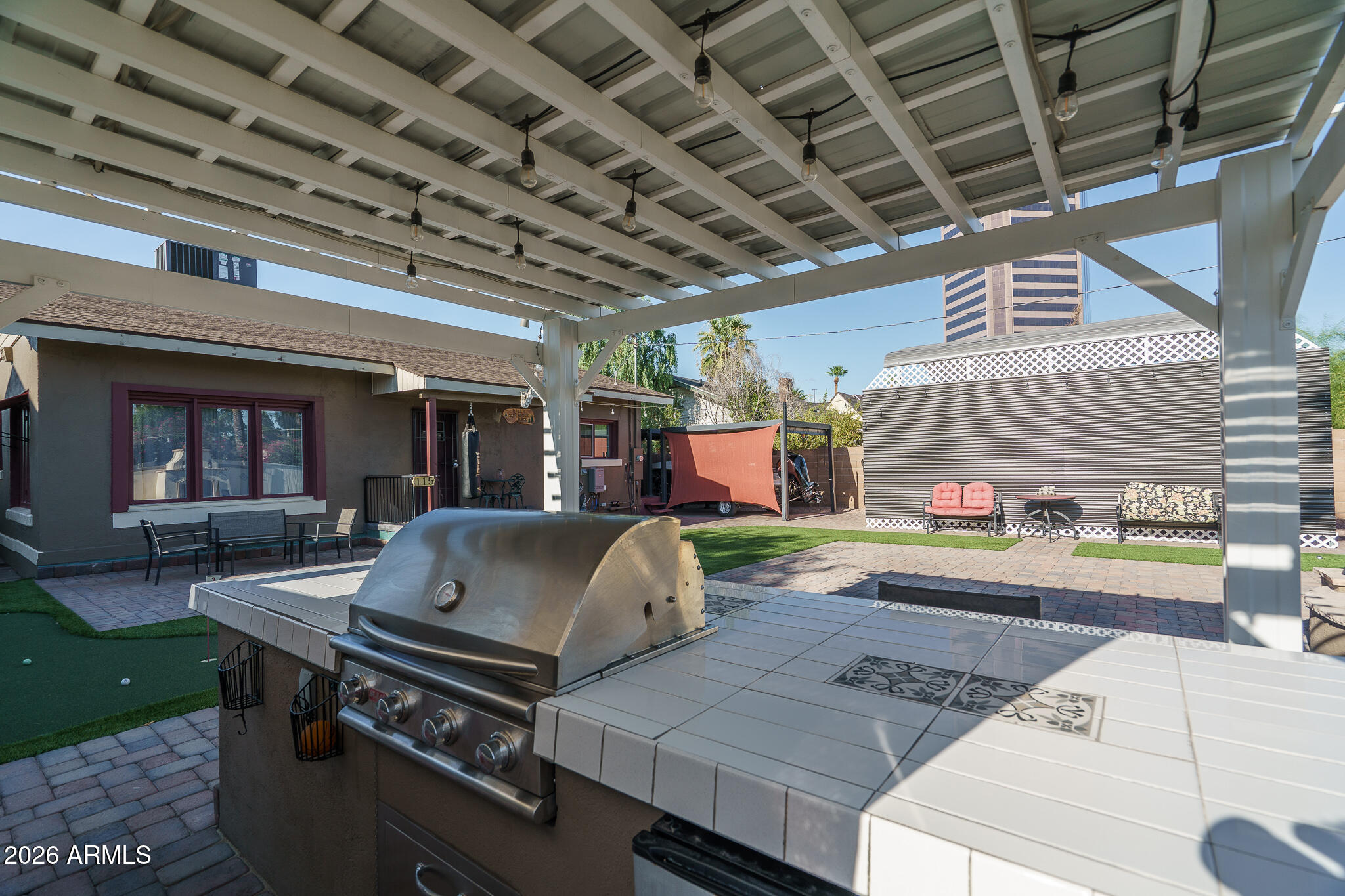 115 W GRANADA Road
