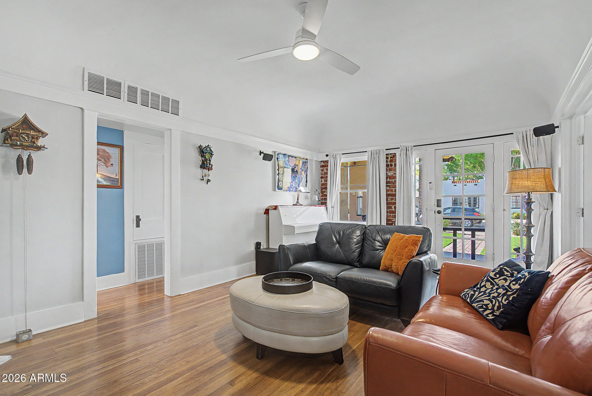115 W GRANADA Road
