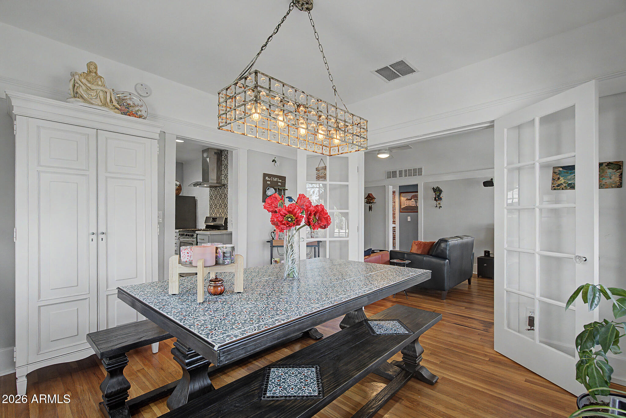 115 W GRANADA Road