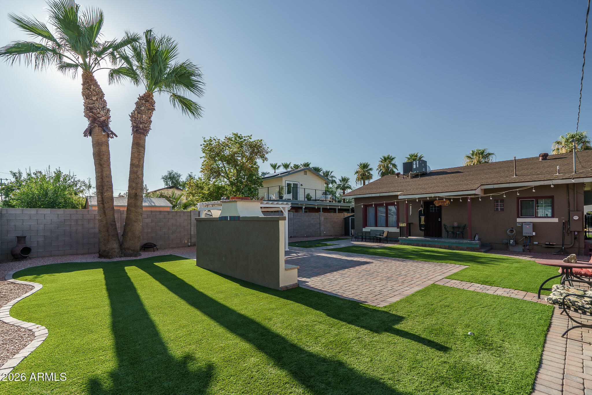 115 W GRANADA Road