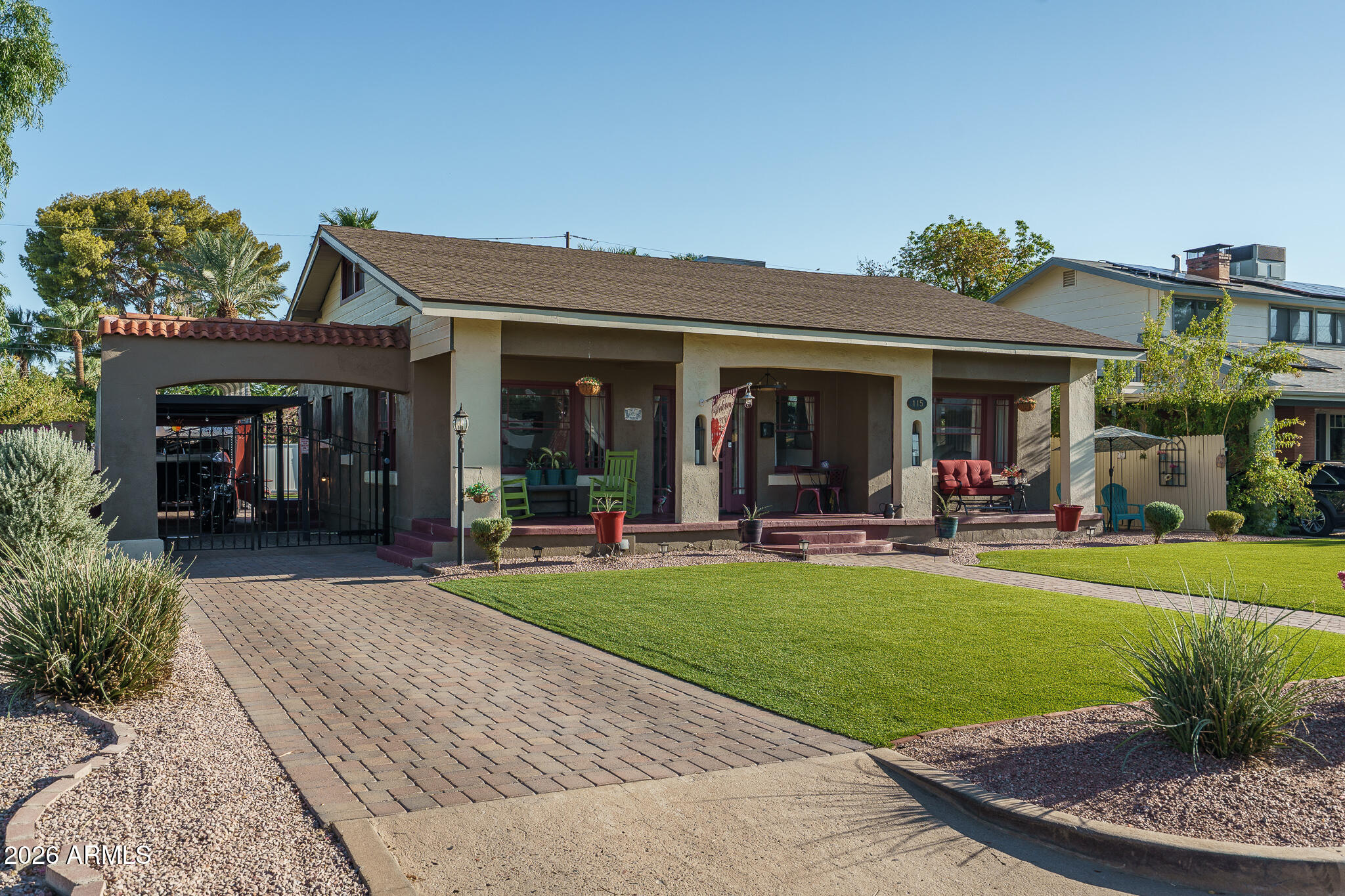 115 W GRANADA Road
