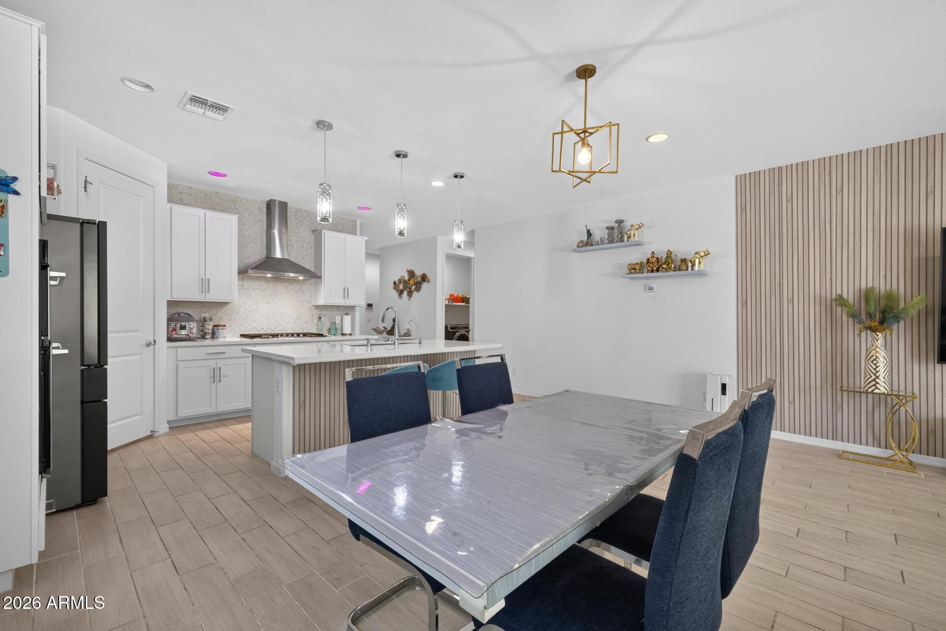 9756 E SEISMIC Avenue