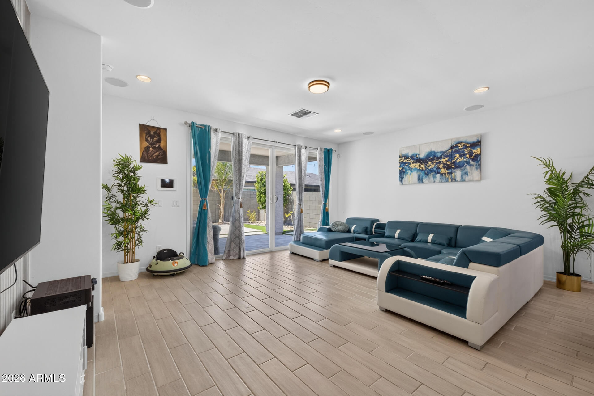 9756 E SEISMIC Avenue