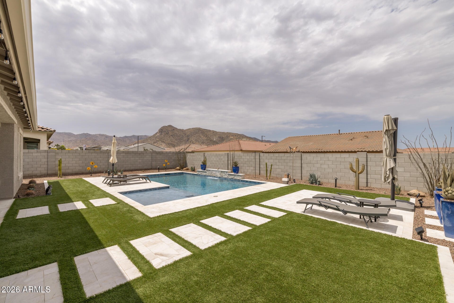 20160 W SAN JUAN Avenue