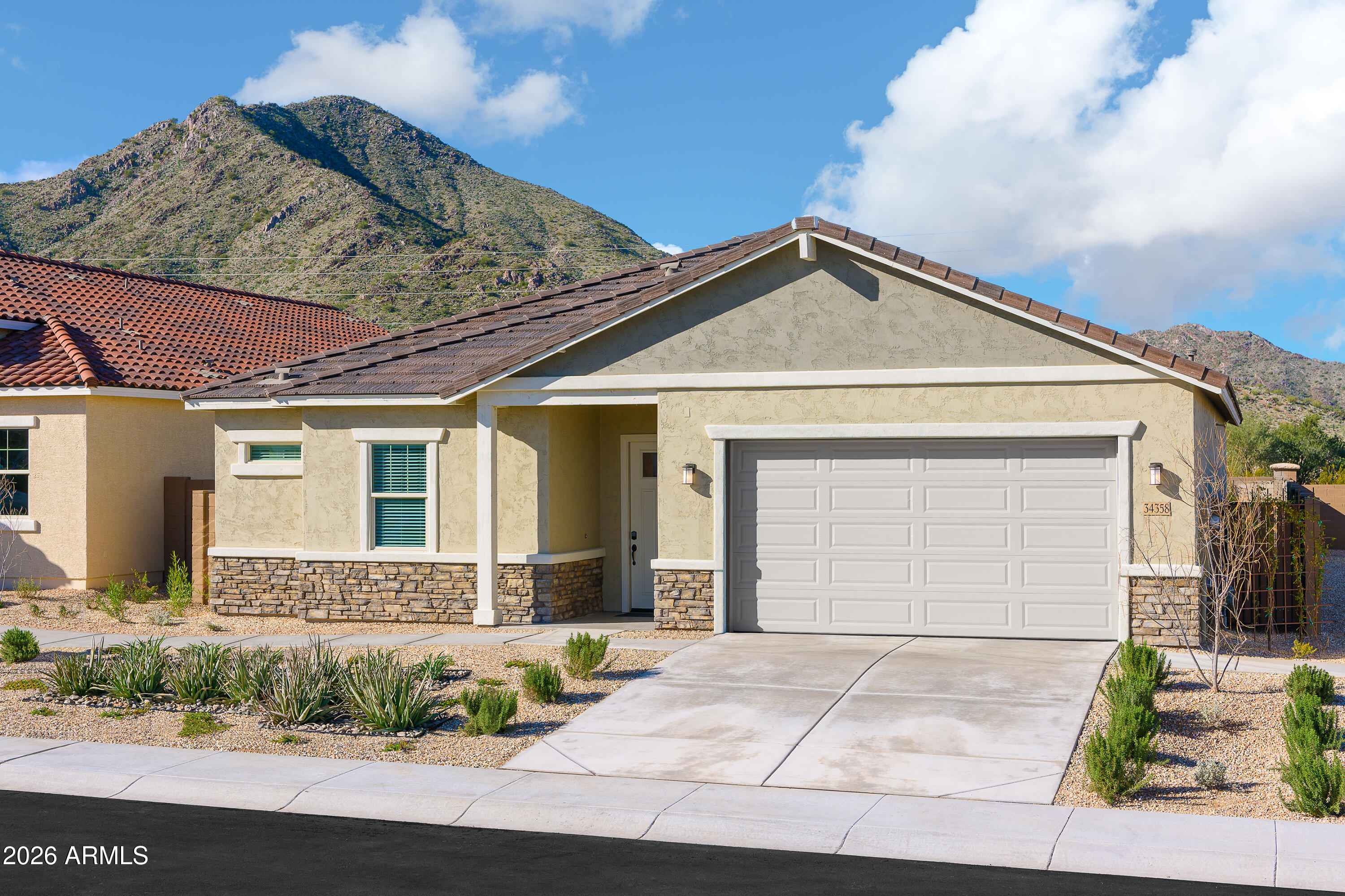 34358 N TIMBERLAKE Manor